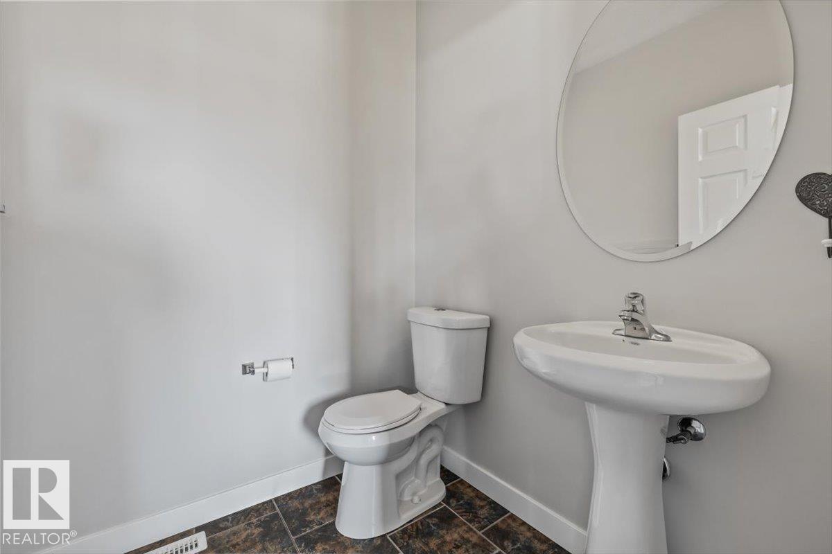 Photo 17 at 356 Pioneer Road, Prescott, Spruce Grove