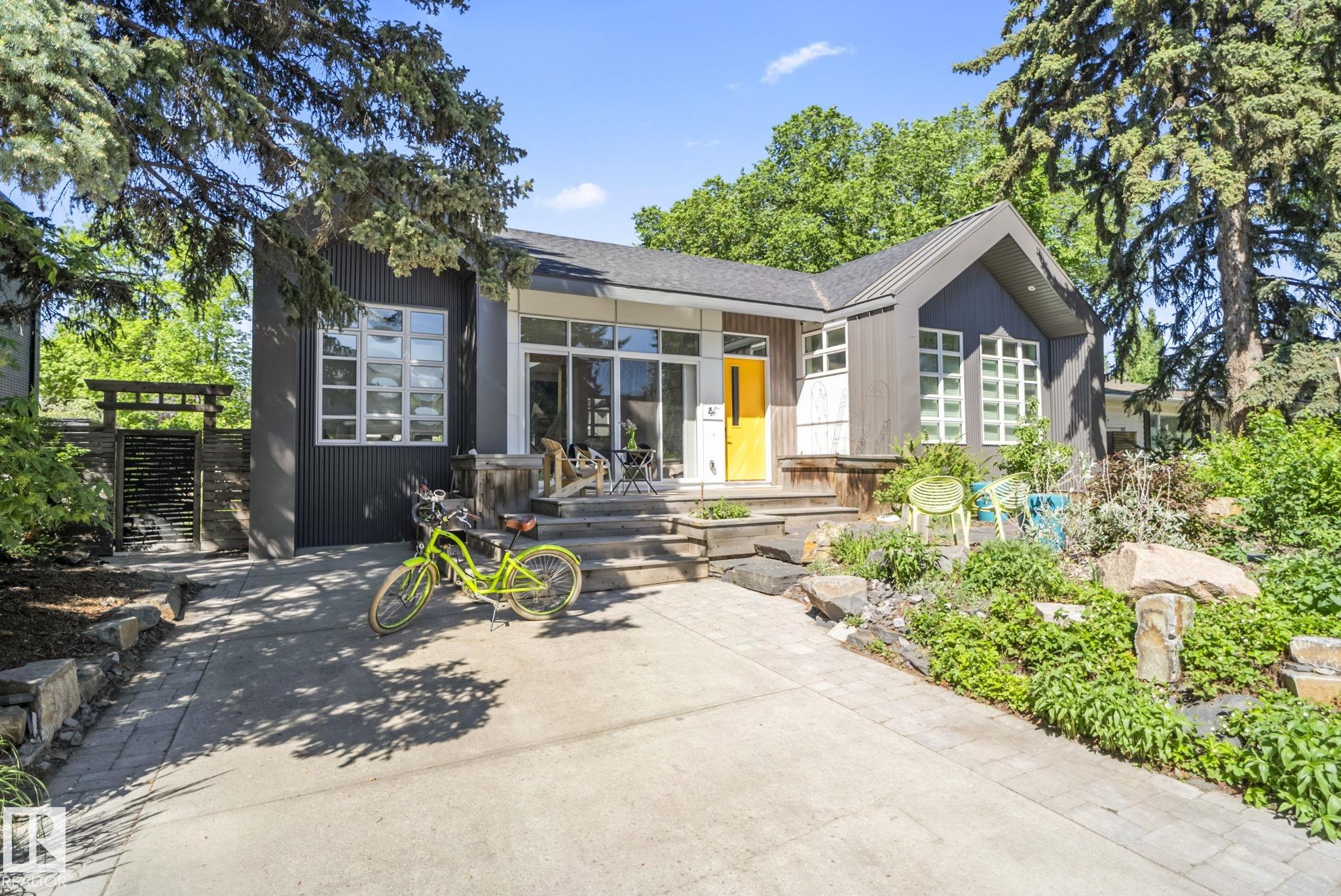 7222 119 Street NW, Belgravia, Edmonton