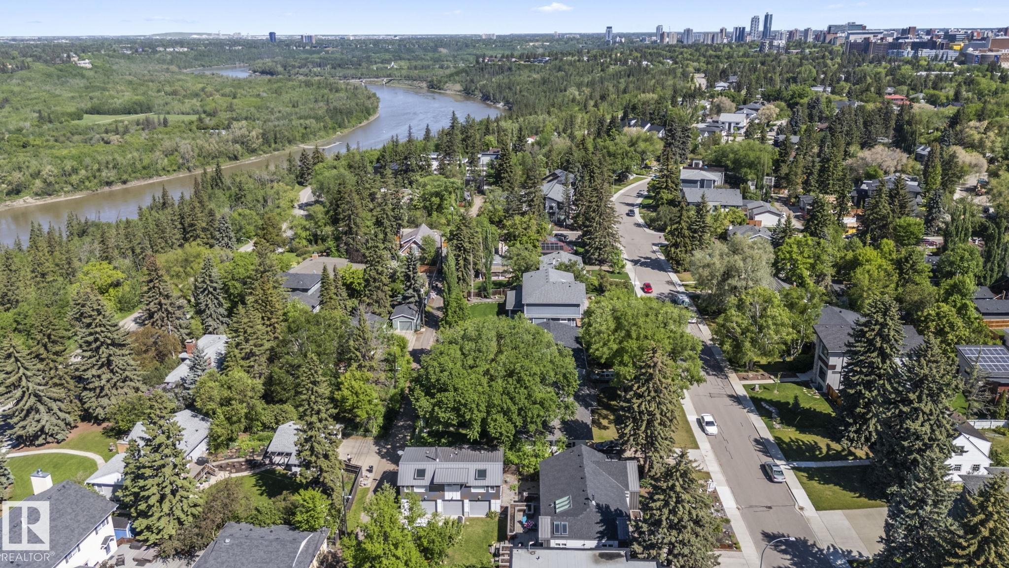 Photo 9 at 7222 119 Street NW, Belgravia, Edmonton