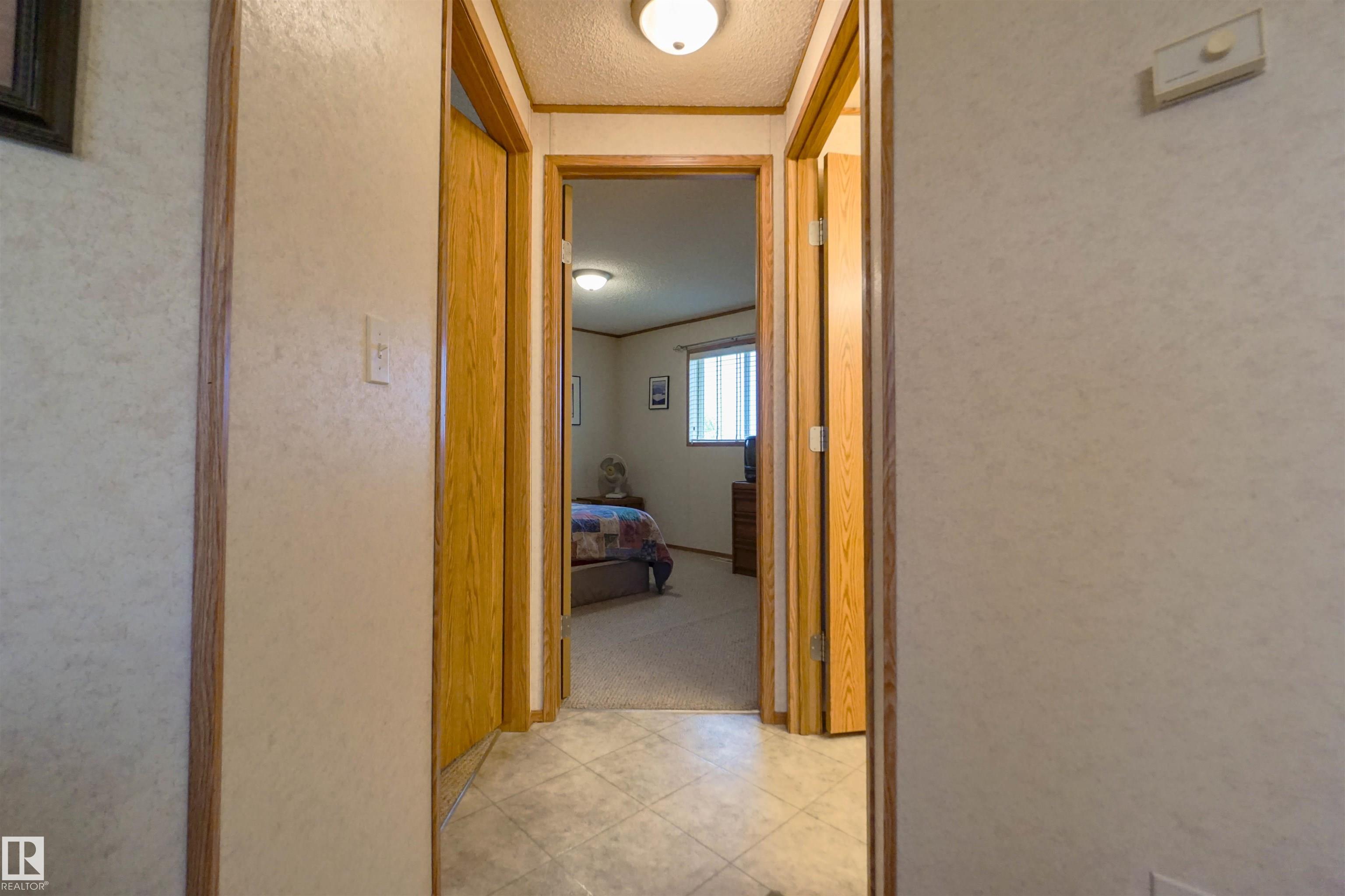 Photo 18 at 55101 Rge Road 274, None, Rural Sturgeon County