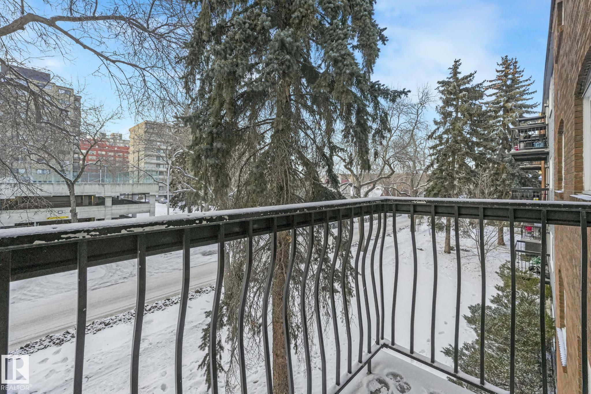 Photo 22 at 303 - 10165 113 Street NW, Wîhkwêntôwin, Edmonton