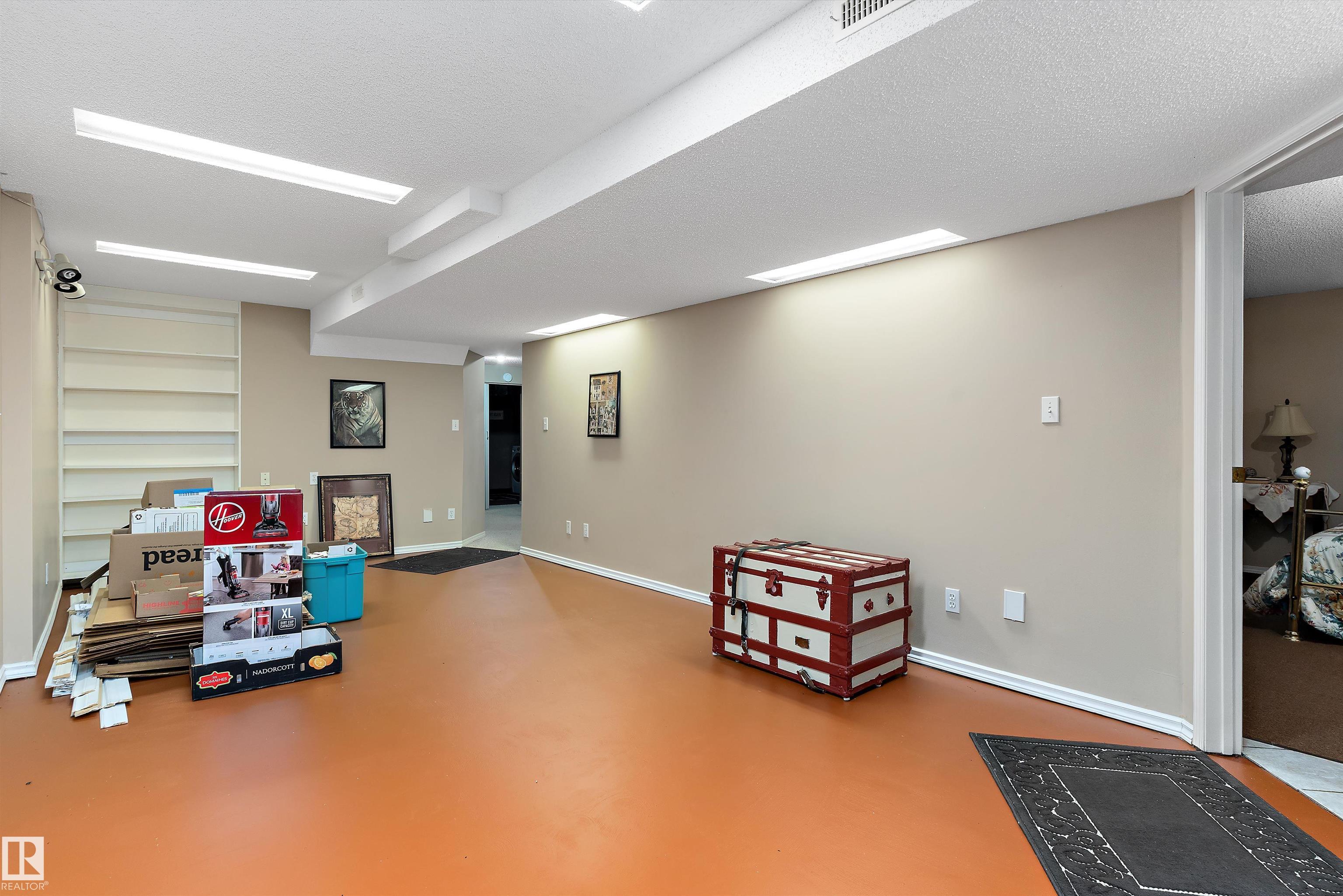Photo 40 at 48237 Rge Rd 240, None, Rural Leduc County