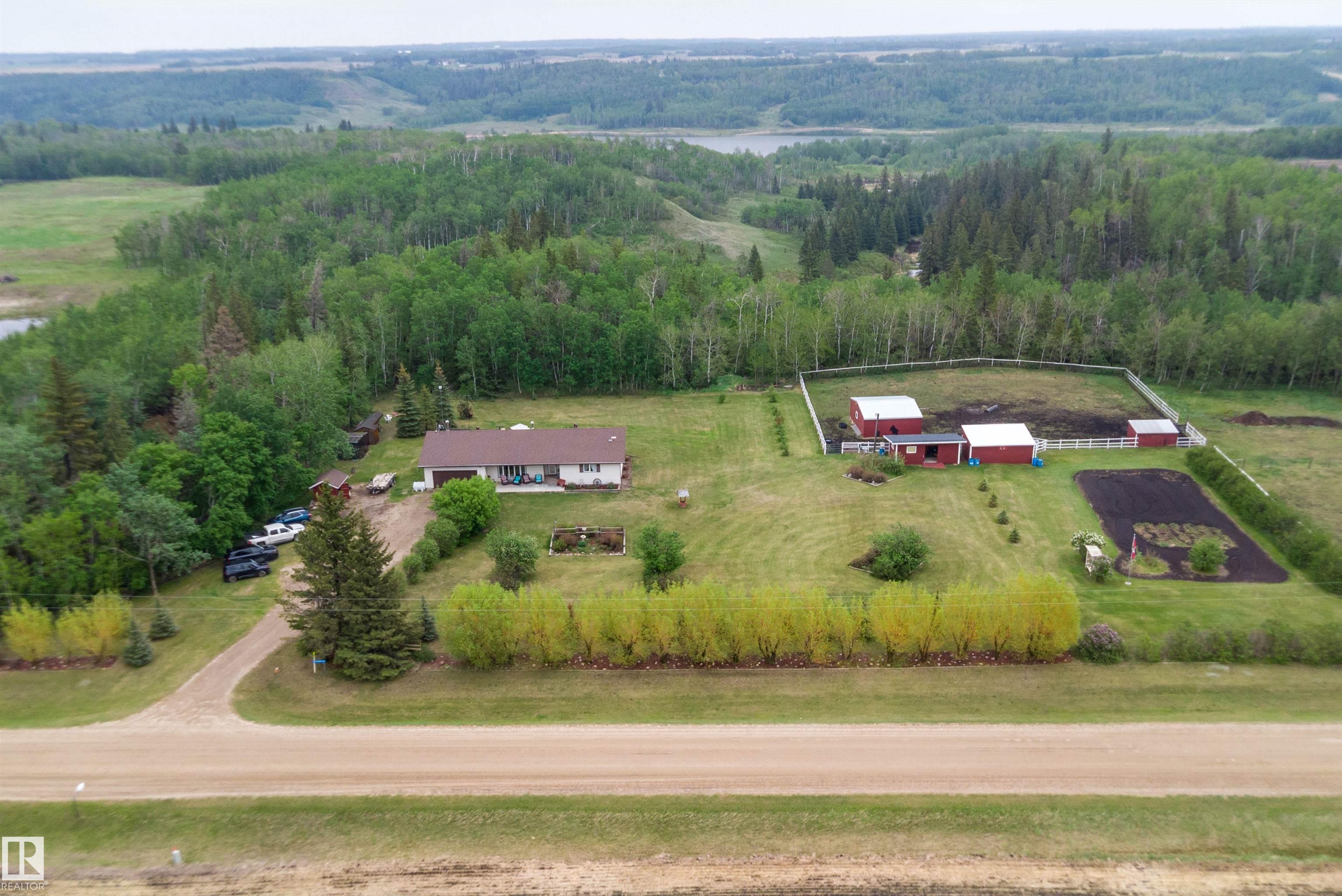 Photo 54 at 48237 Rge Rd 240, None, Rural Leduc County