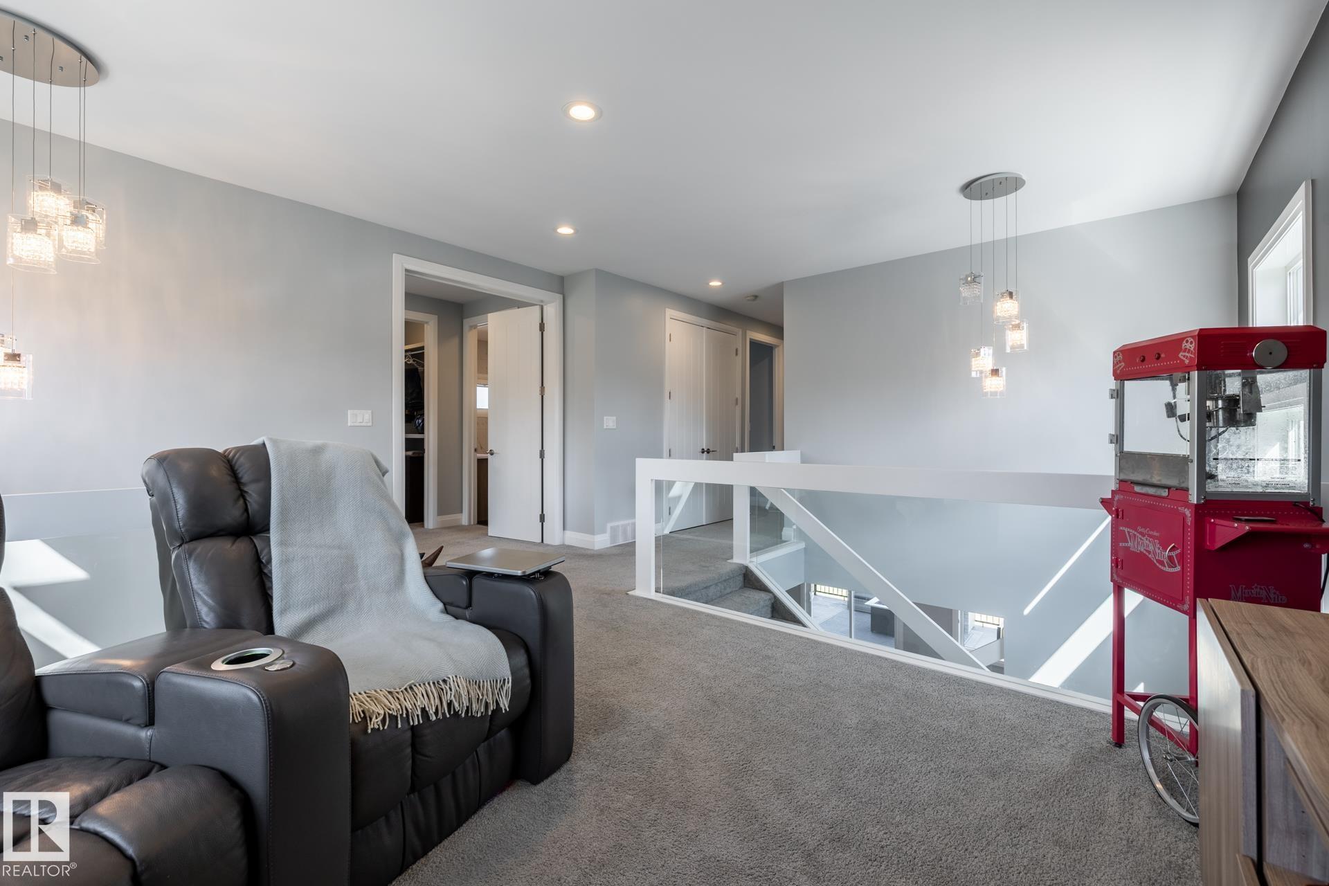 Photo 25 at 10936 71 Avenue NW, Parkallen, Edmonton