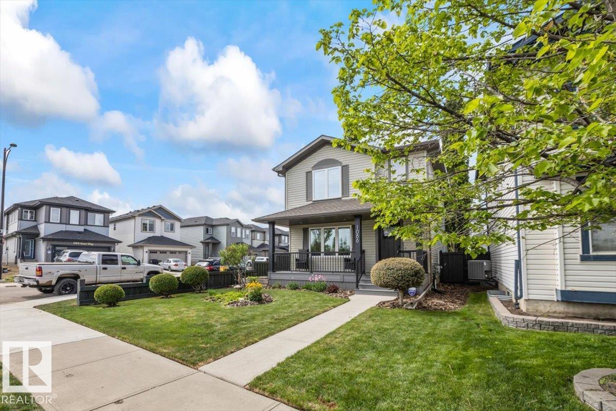 1086 Grantham Drive NW, Glastonbury, Edmonton