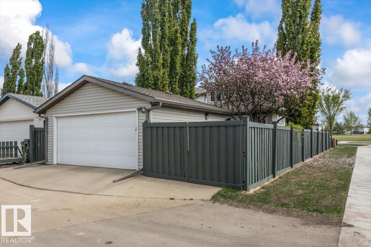 Photo 52 at 1086 Grantham Drive NW, Glastonbury, Edmonton