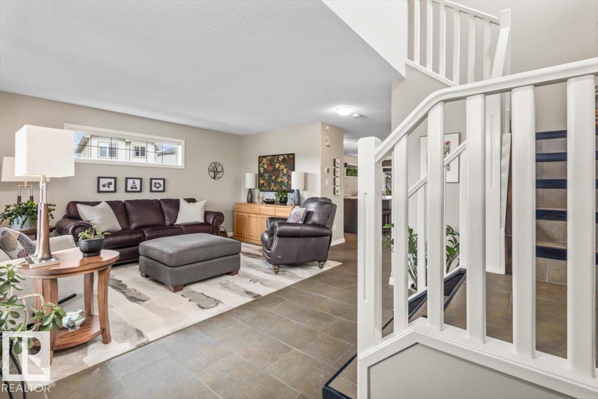 Photo 8 at 1086 Grantham Drive NW, Glastonbury, Edmonton