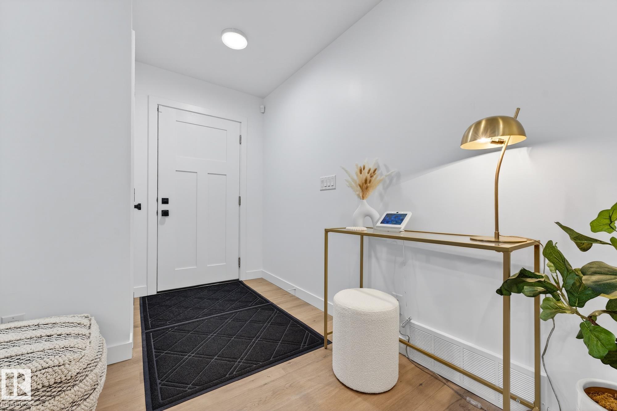 8604 142 Street NW, Laurier Heights, Edmonton