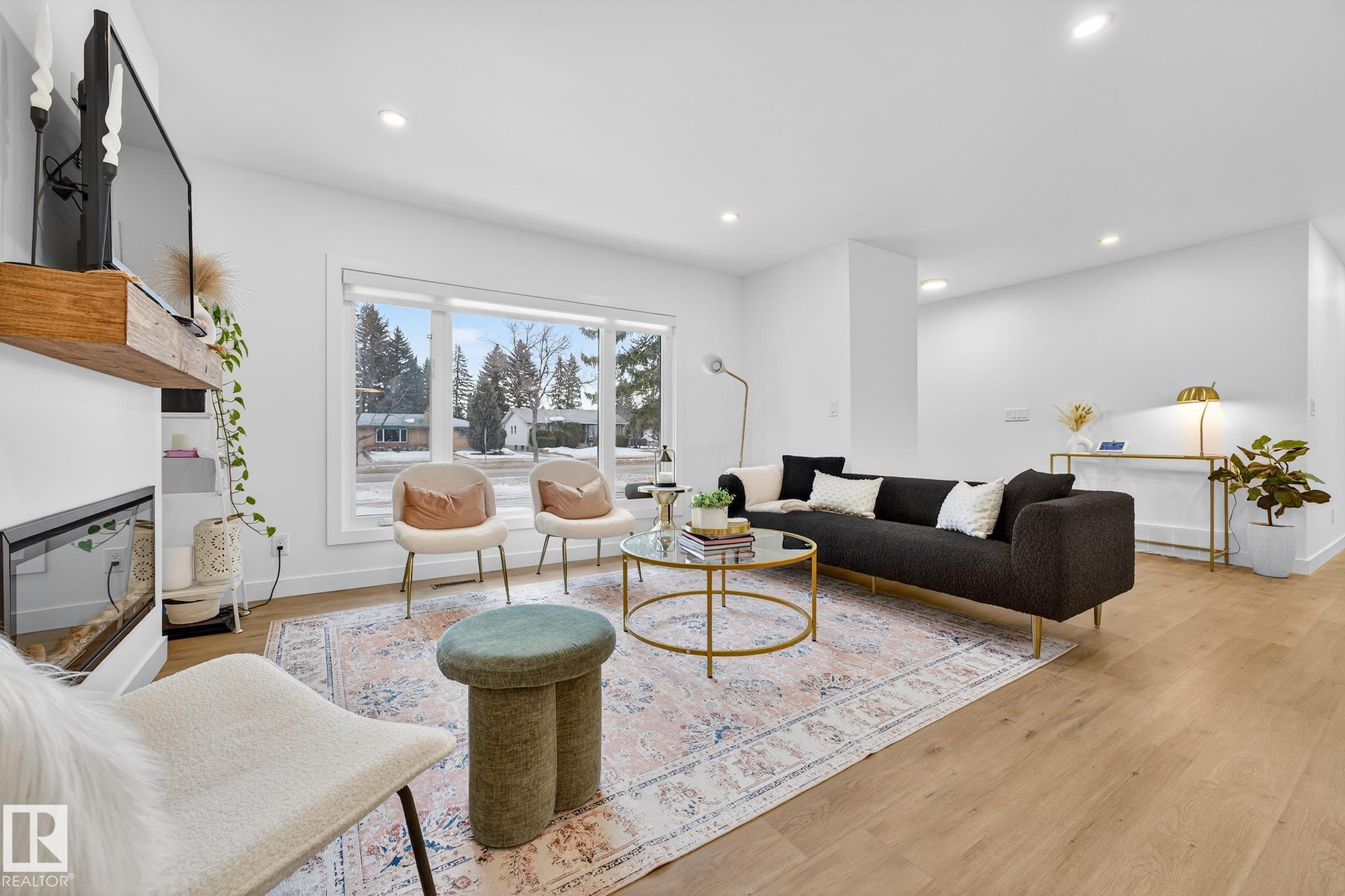 Photo 8 at 8604 142 Street NW, Laurier Heights, Edmonton