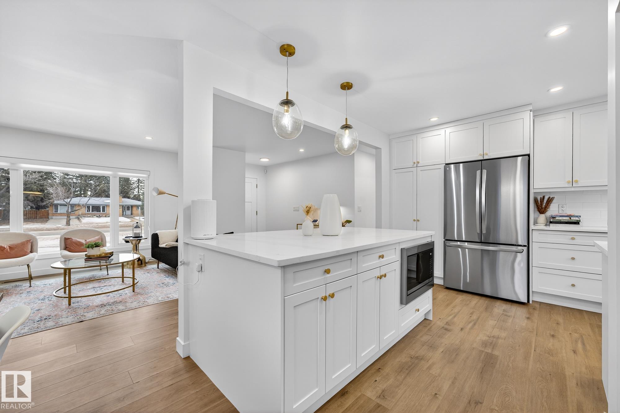Photo 10 at 8604 142 Street NW, Laurier Heights, Edmonton