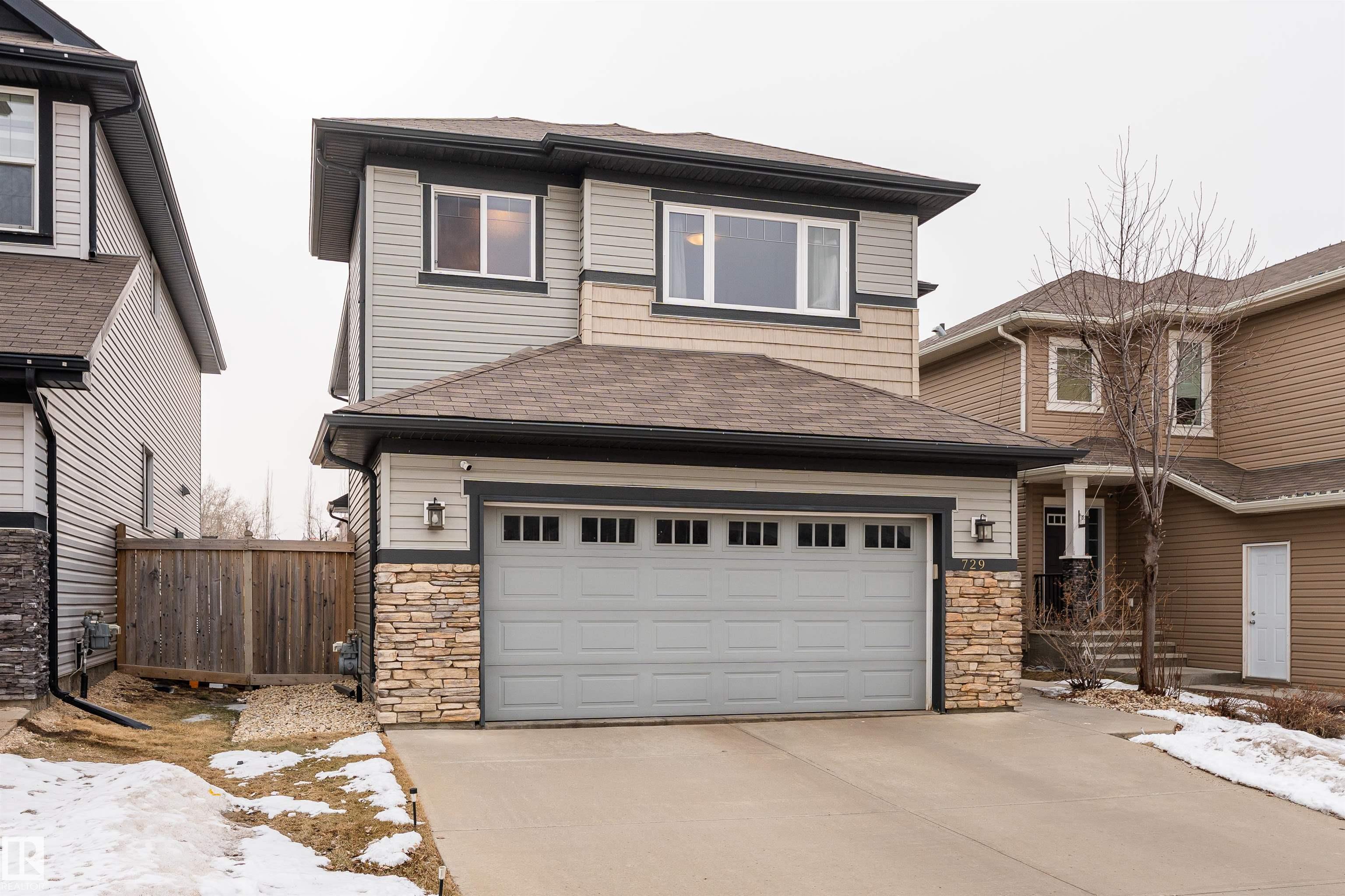 729 37a Avenue NW, Maple Crest, Edmonton