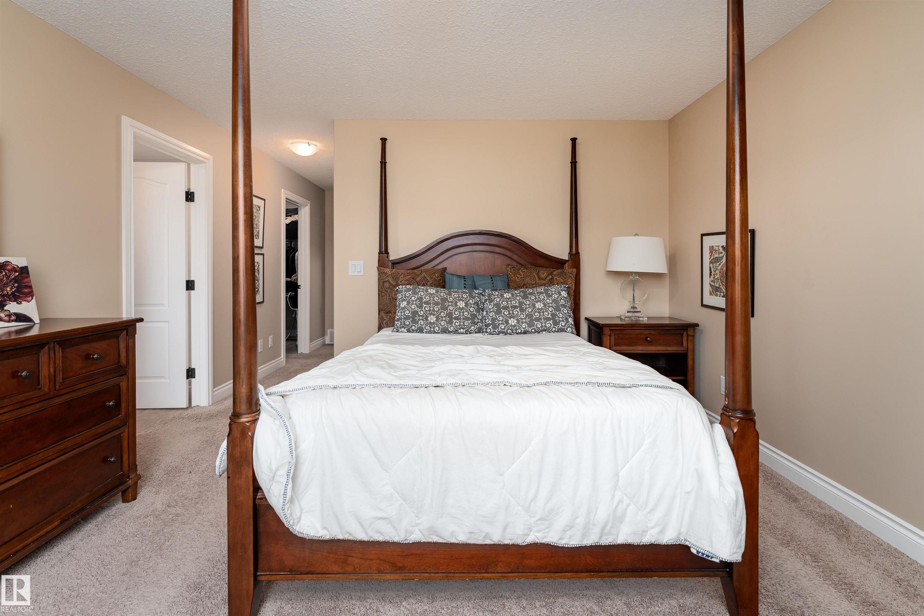 Photo 22 at 729 37a Avenue NW, Maple Crest, Edmonton