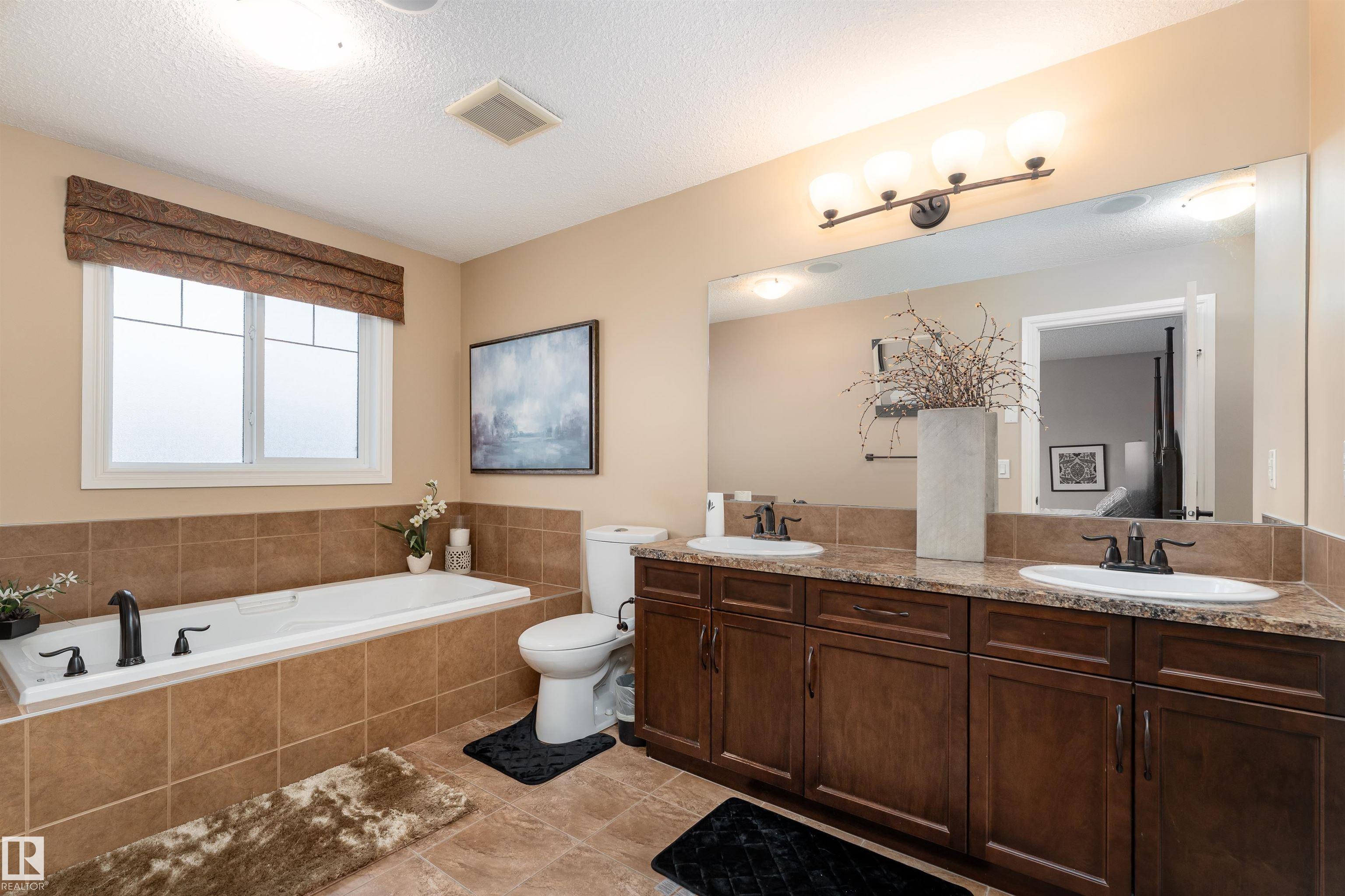 Photo 25 at 729 37a Avenue NW, Maple Crest, Edmonton