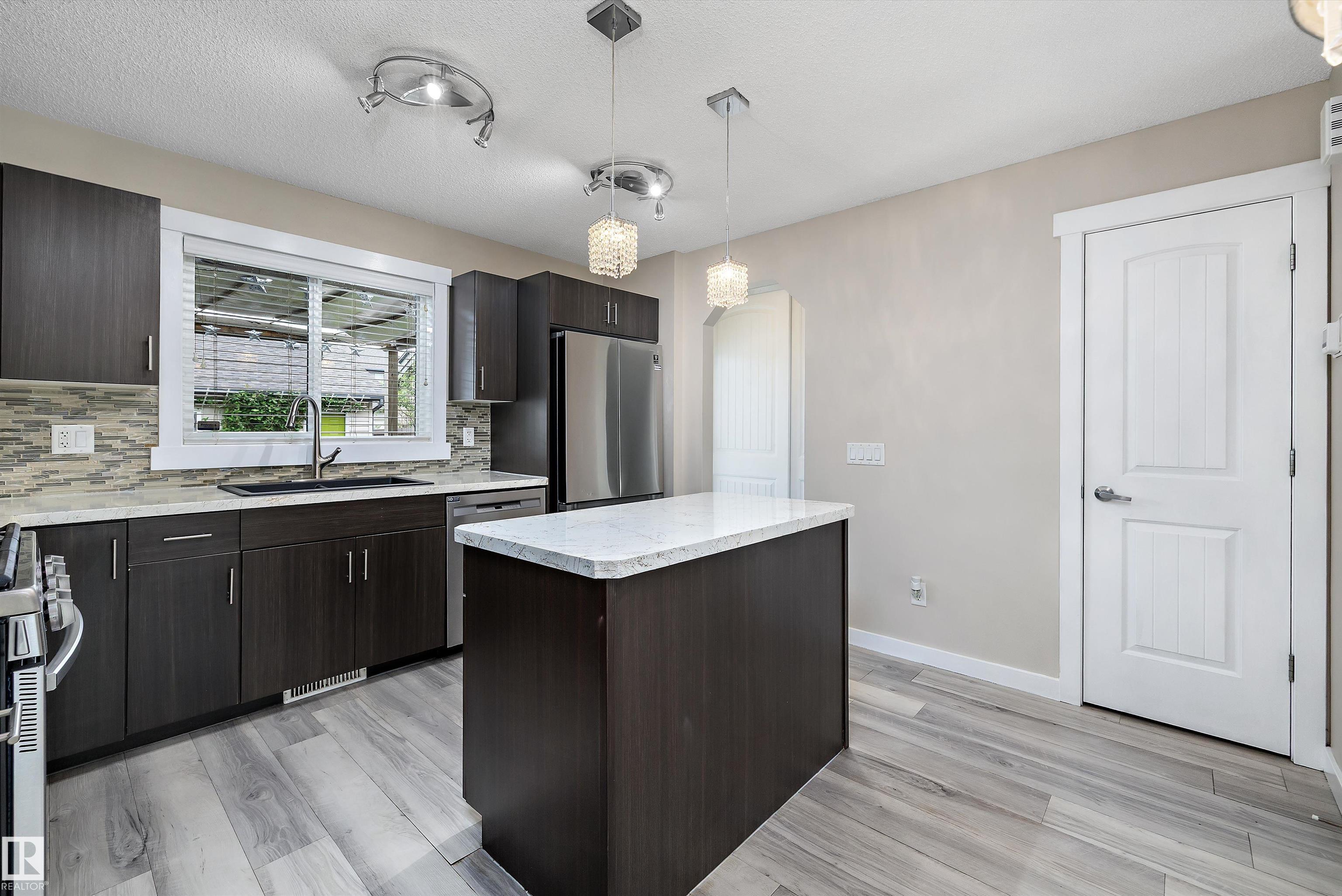 Photo 10 at 2914 18a Avenue NW, Laurel, Edmonton