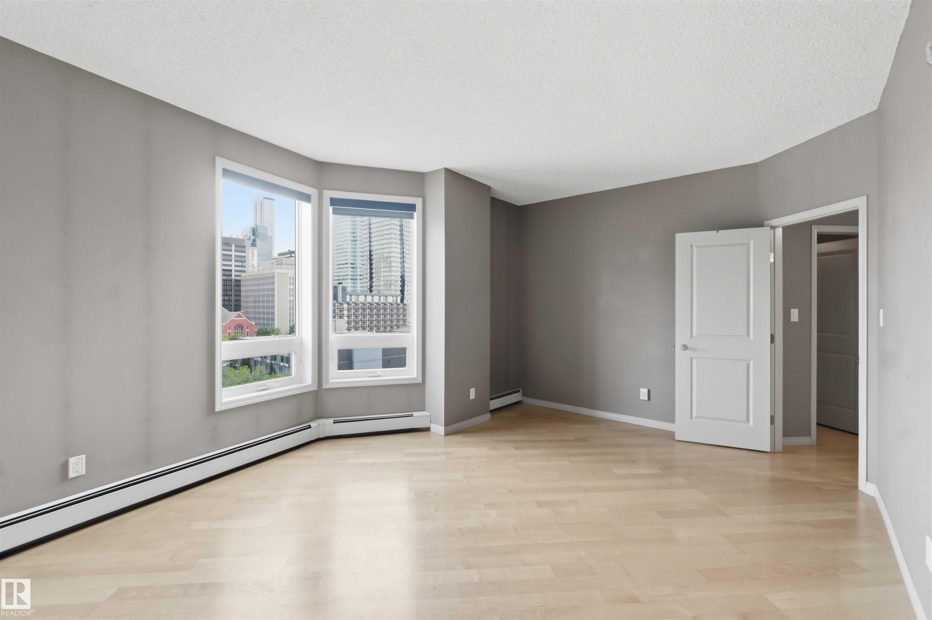 https://zimg.paragon.ice.com/ParagonImages/Property/PM/RAE/225404614/36/0/0/5f1cd7b6f50f638e73749c261e2e09ee/1/8edc62125a234b39f954226c30f62502/225404614-1bf40fb1-de11-4dbd-b6ef-2d0e21e320b2.JPG