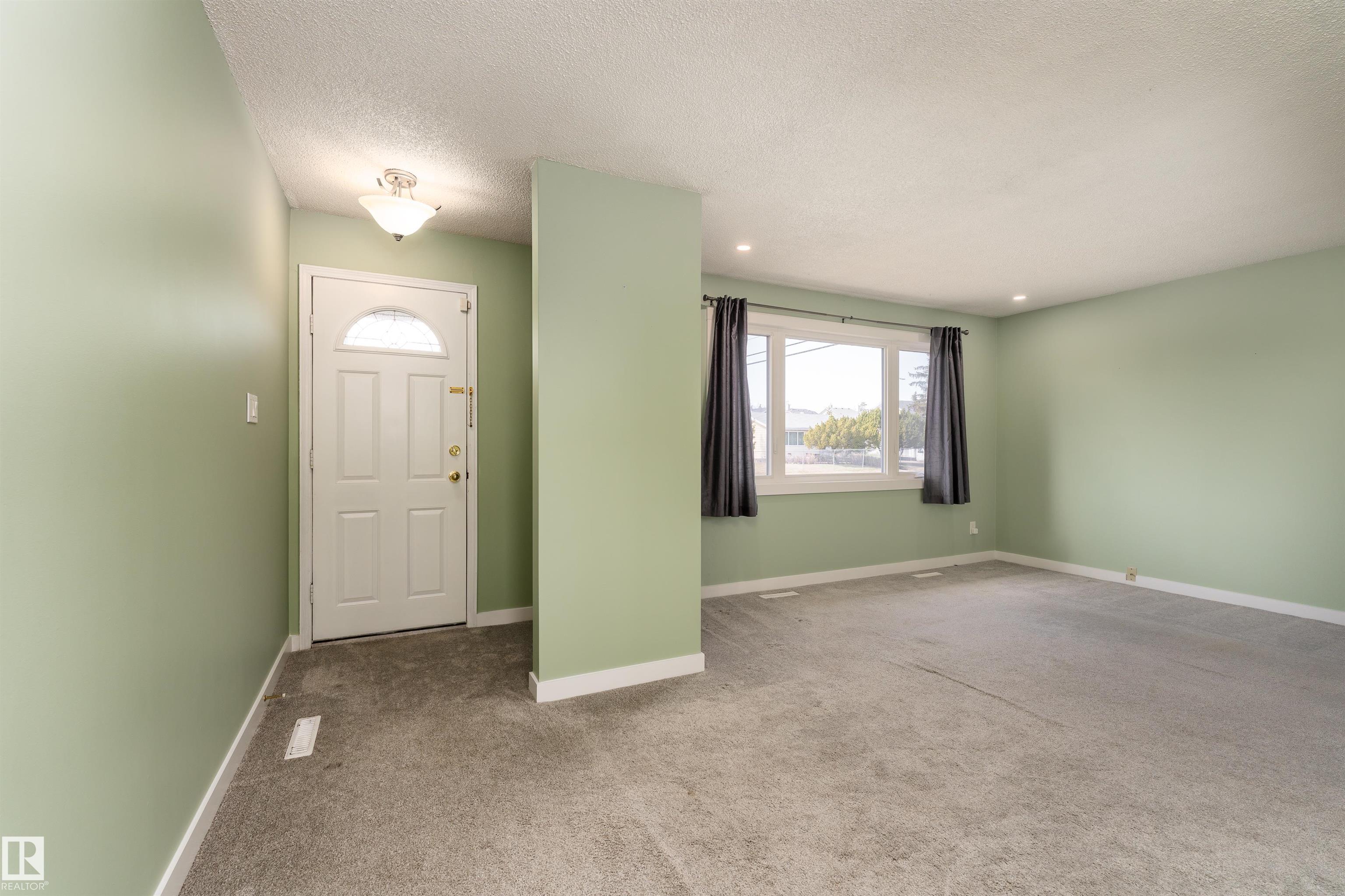 13331 64 Street NW, Belvedere, Edmonton