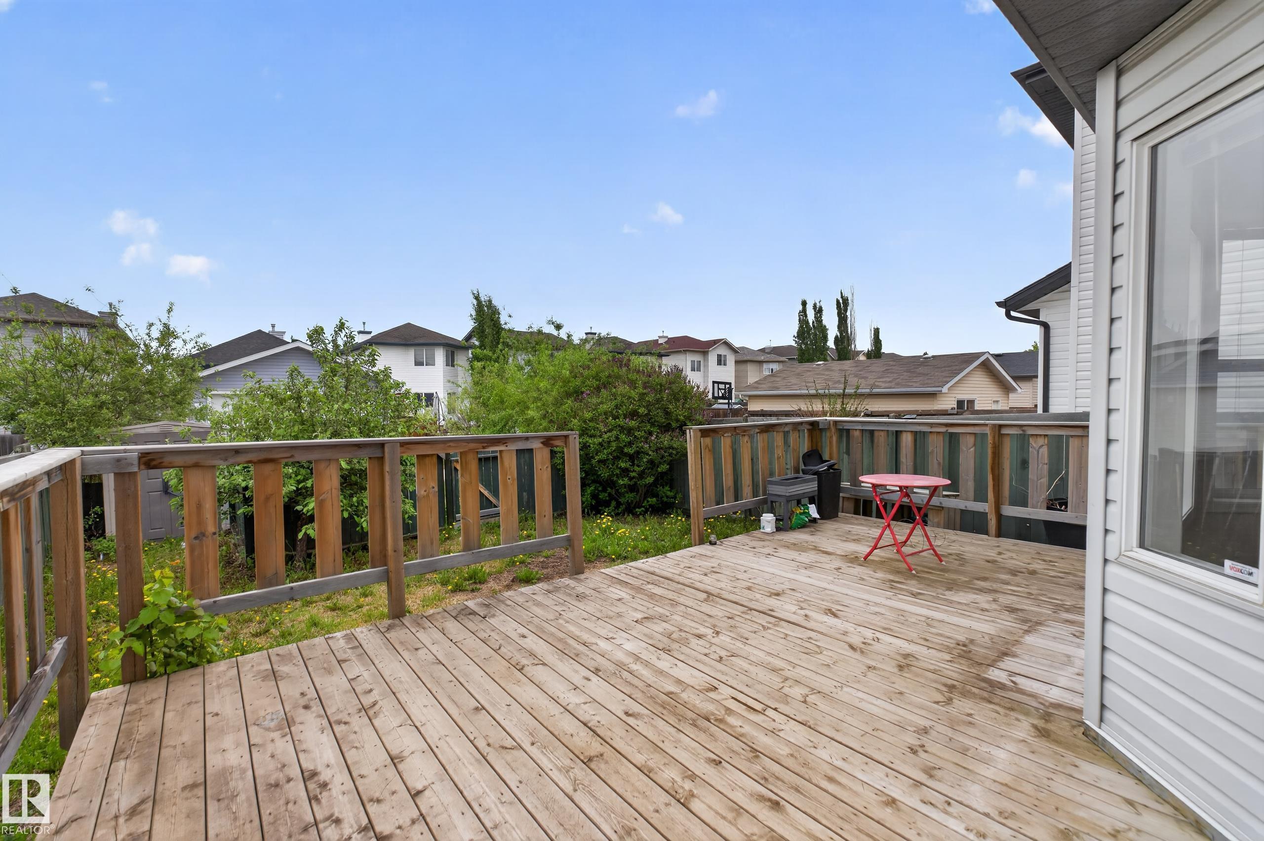 Photo 19 at 8 Vega Avenue, Spruce Village, Spruce Grove
