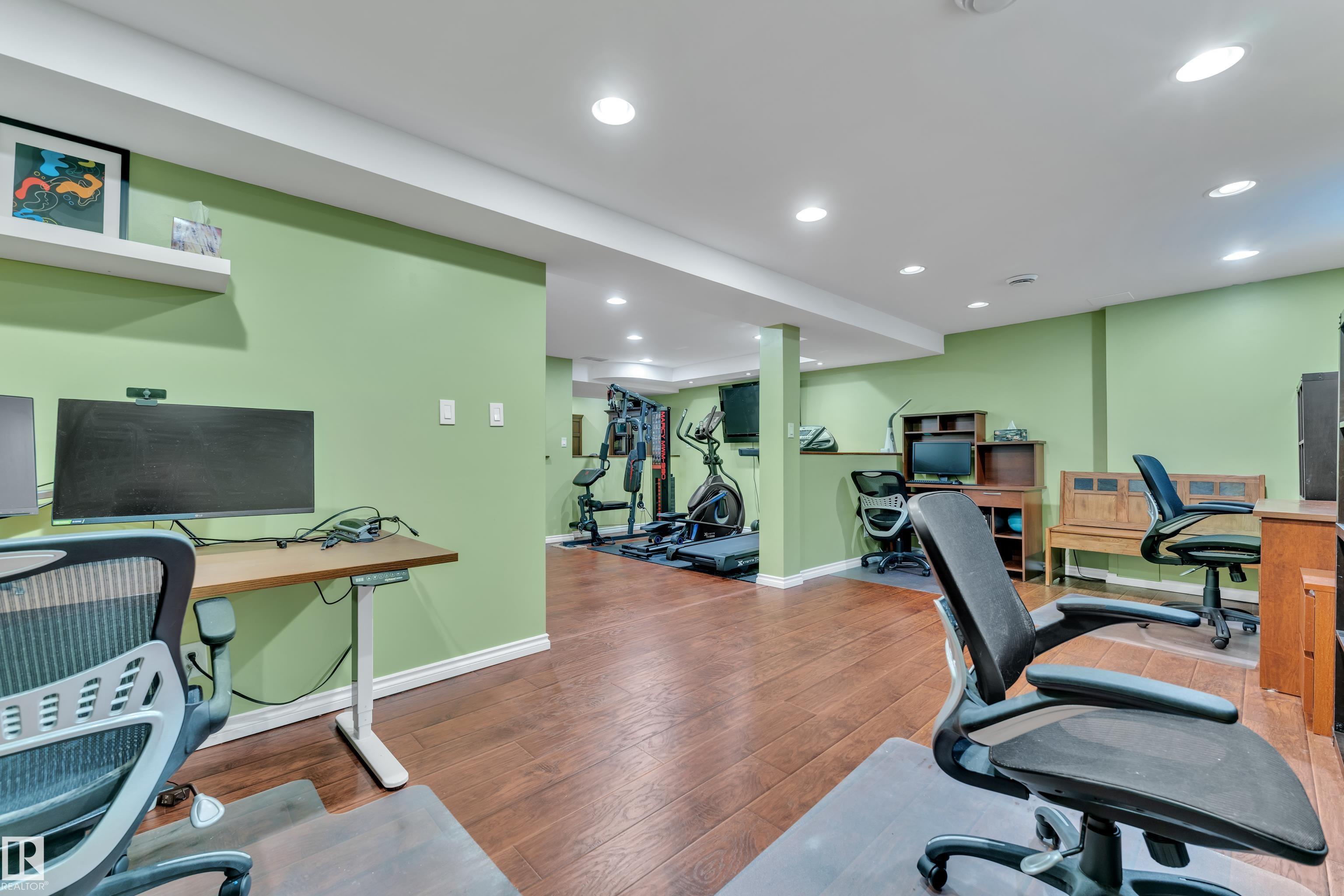 Photo 40 at 10532 154 Avenue NW, Beaumaris, Edmonton