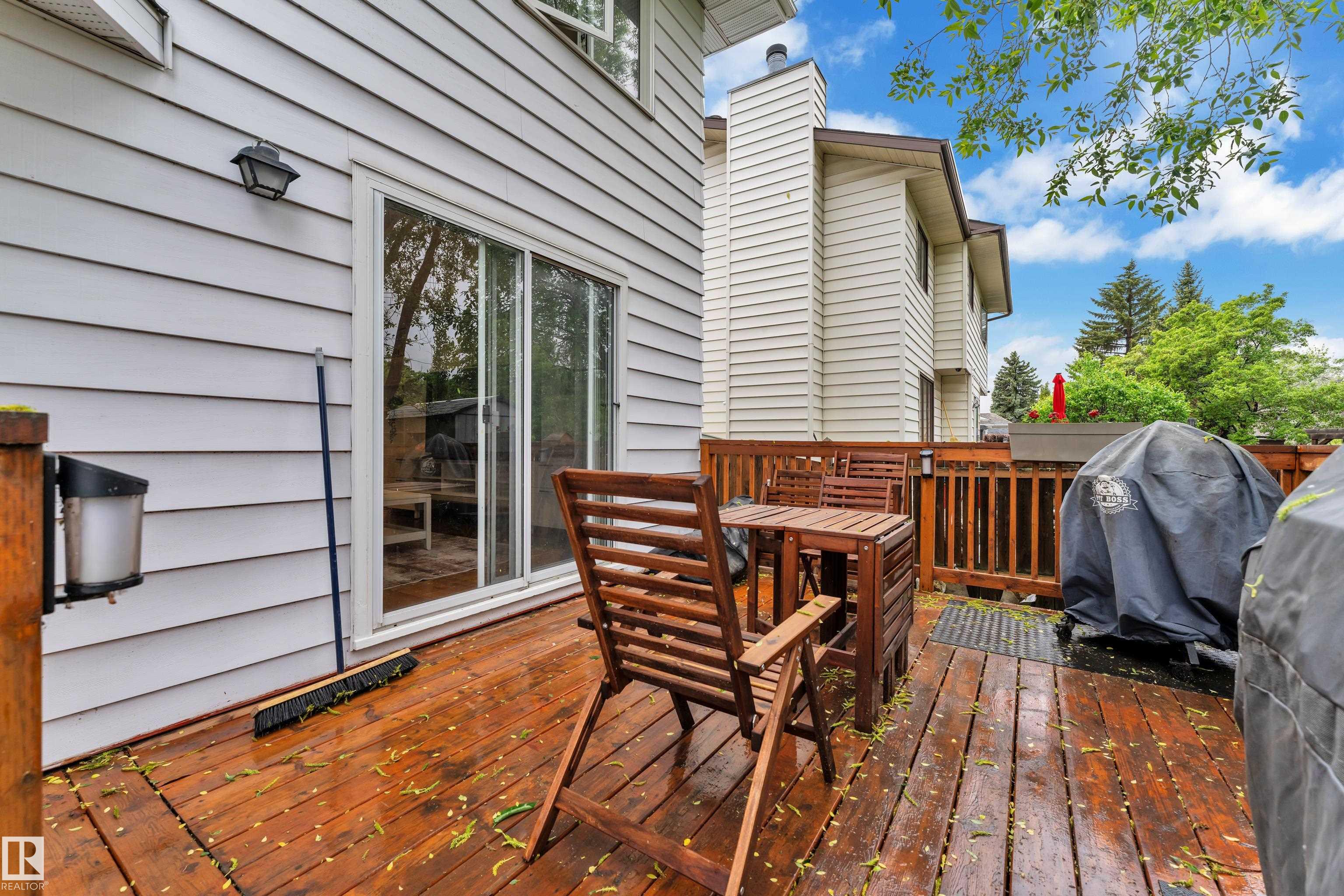 Photo 47 at 10532 154 Avenue NW, Beaumaris, Edmonton
