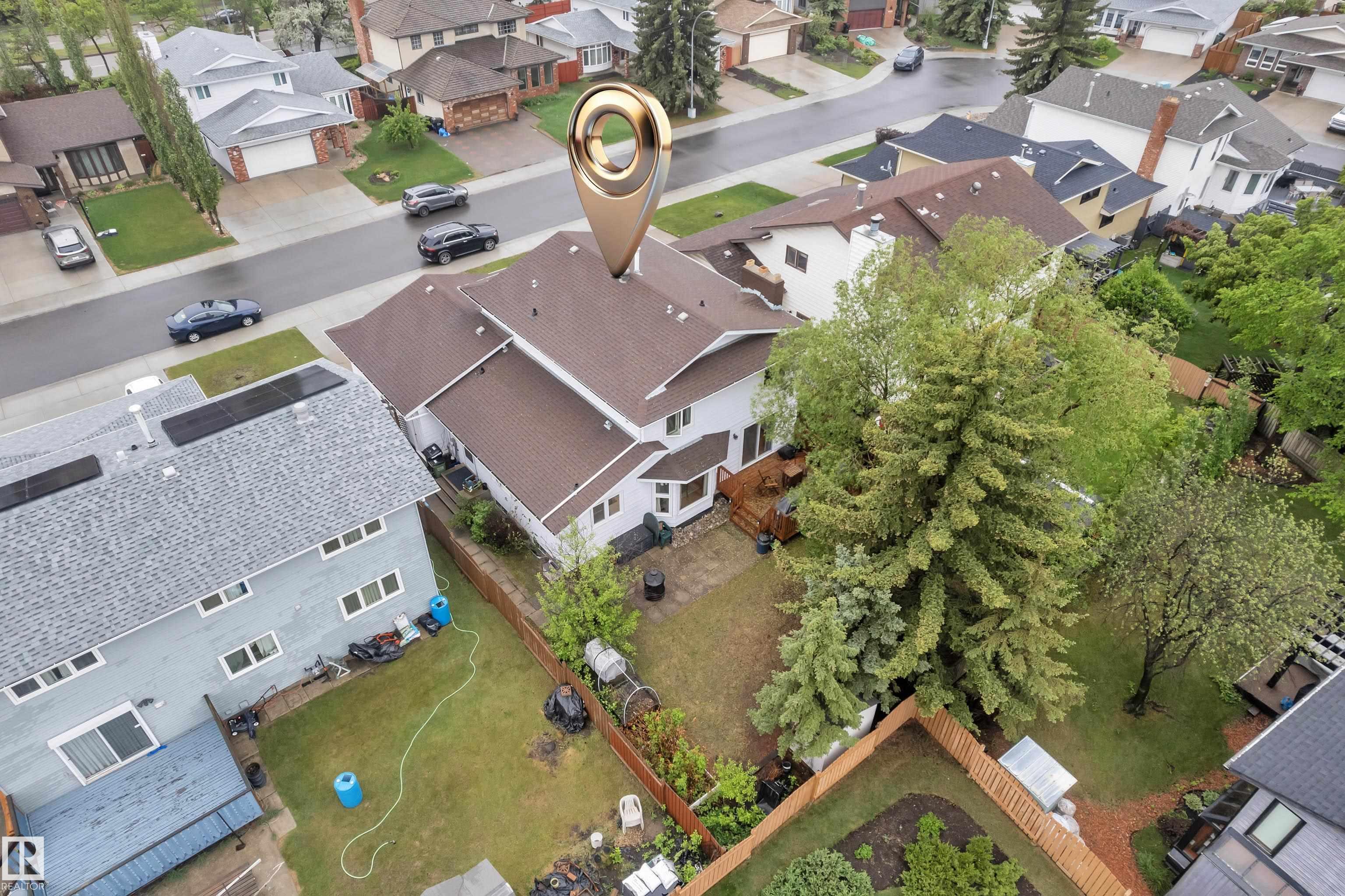 Photo 51 at 10532 154 Avenue NW, Beaumaris, Edmonton