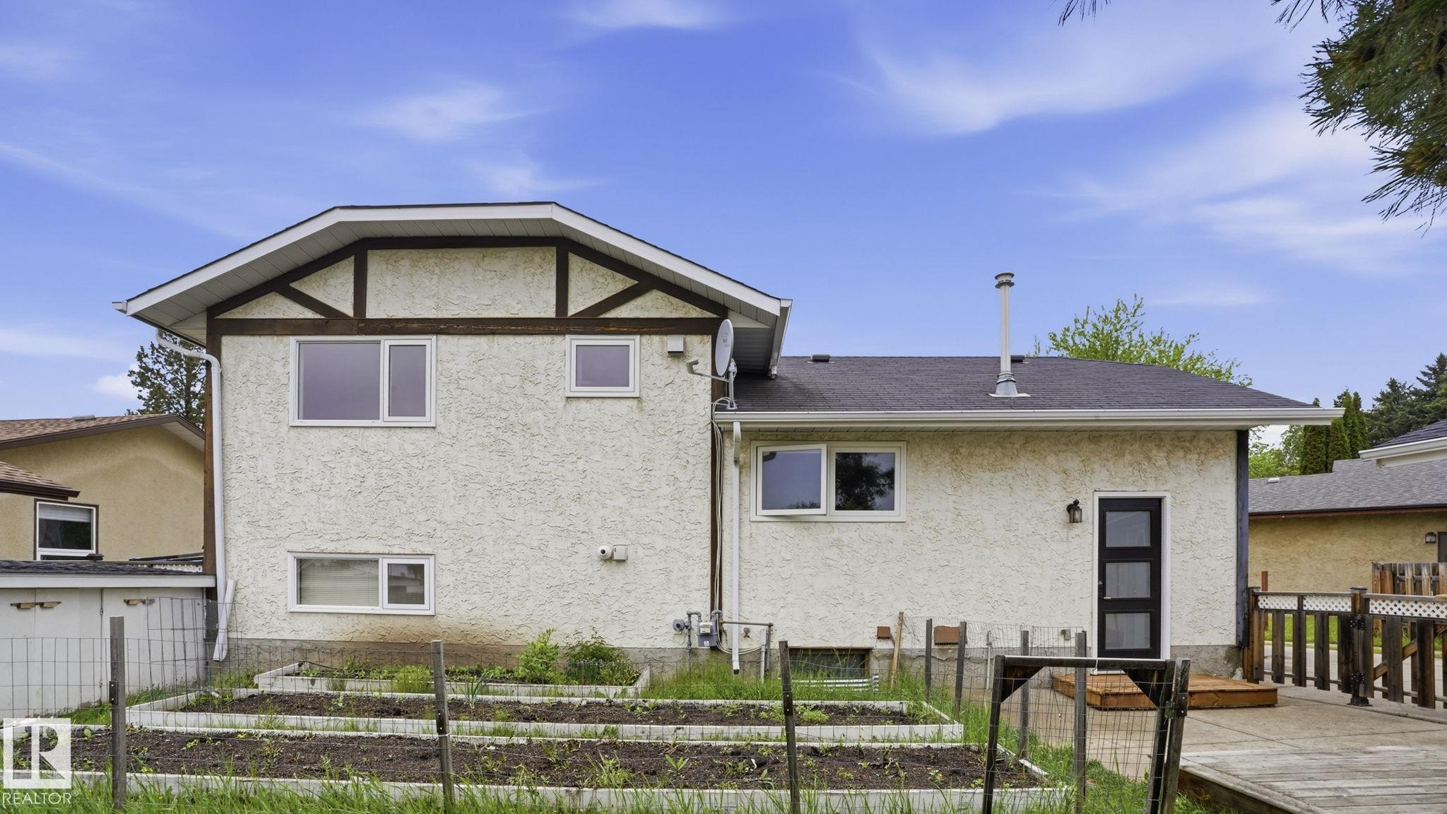 Photo 38 at 4309 47 Street, Beau Meadow, Beaumont