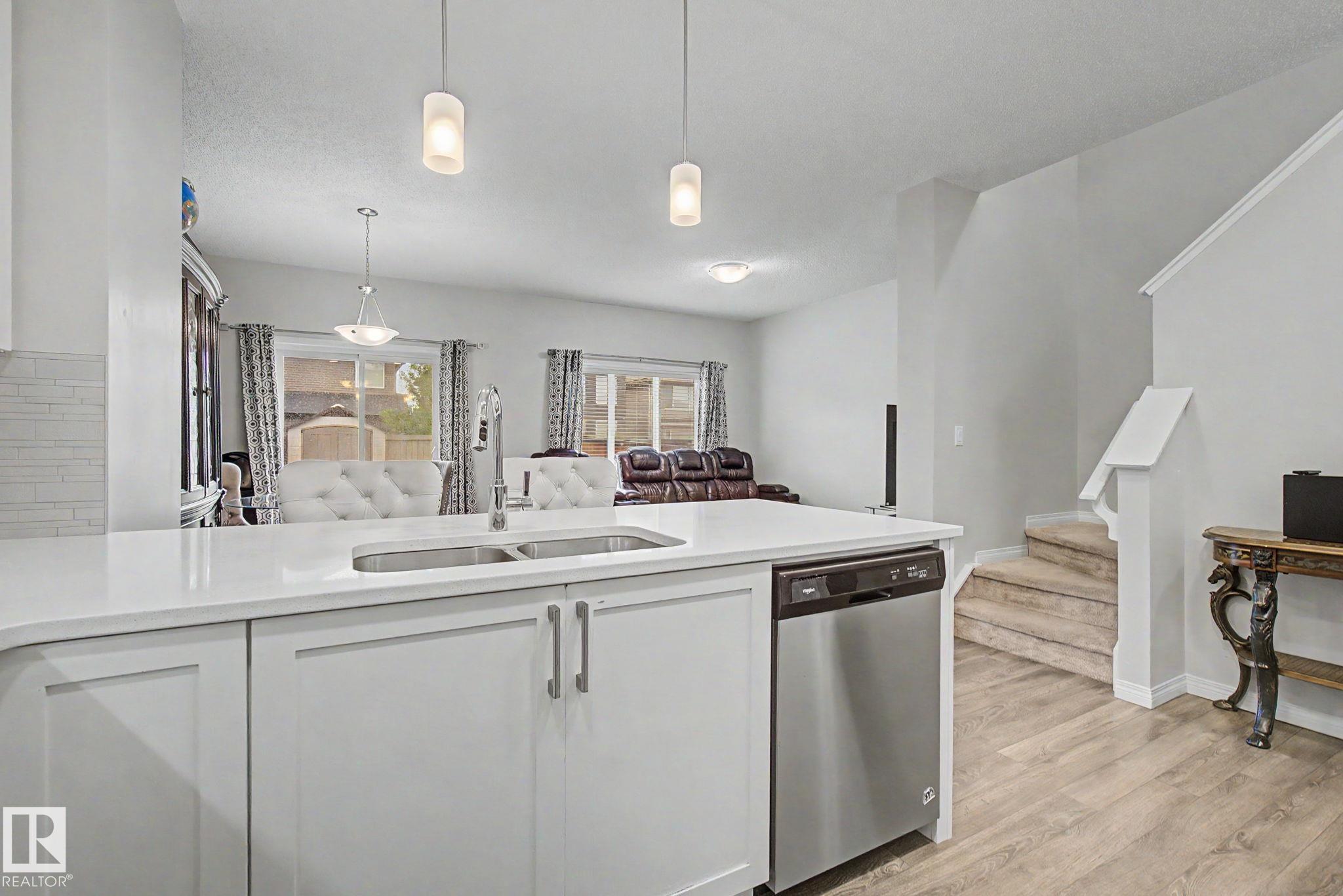 Photo 6 at 416 Crystallina Nera Drive NW, Crystallina Nera West, Edmonton
