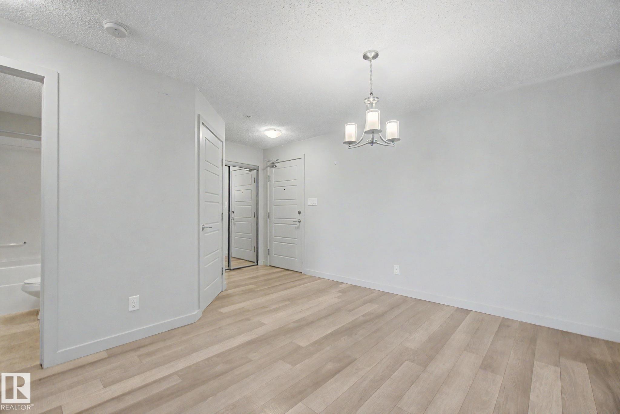359 - 7805 71 Street NW, King Edward Park, Edmonton