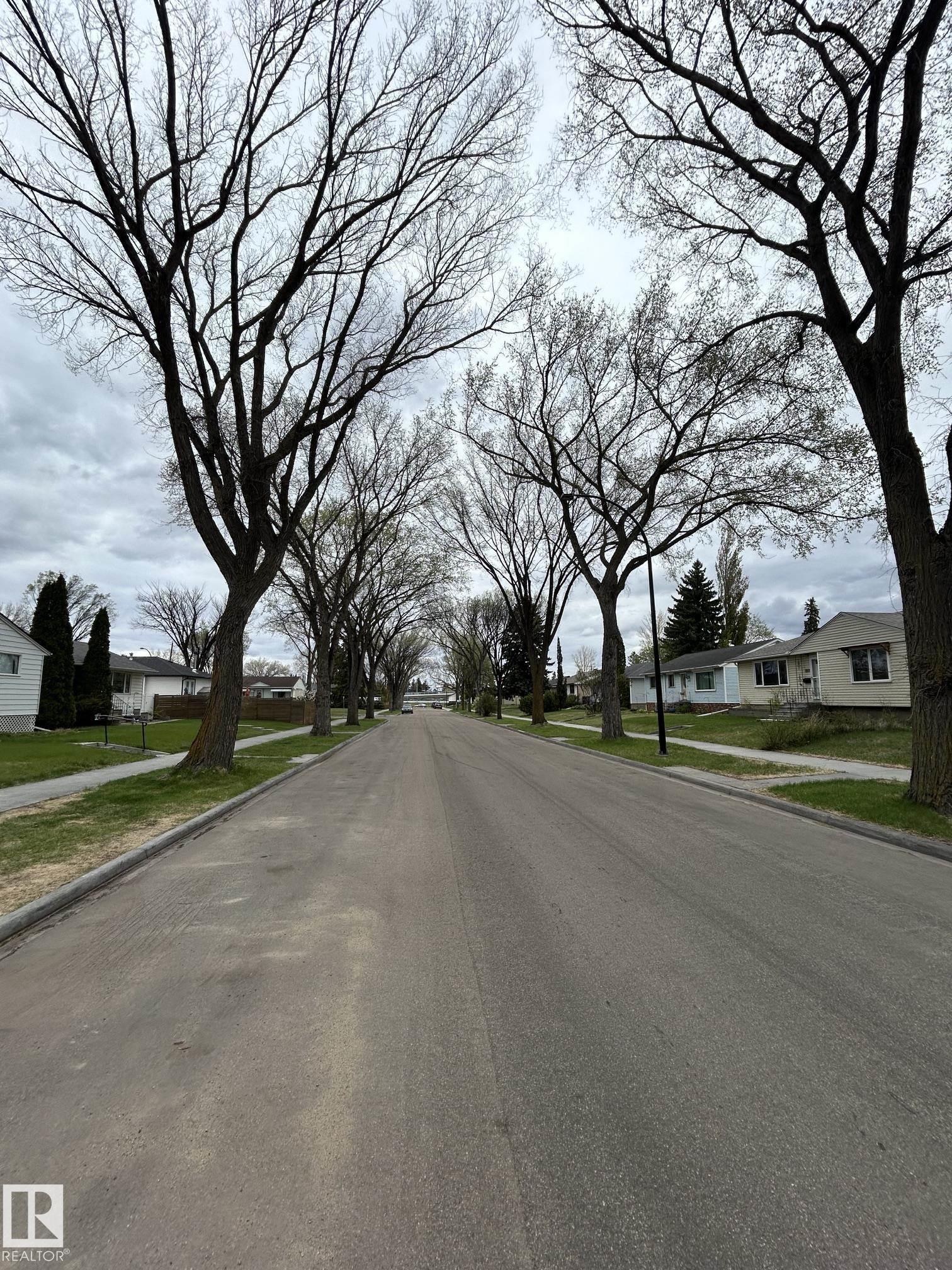 Photo 56 at 8516 64 Avenue NW, Argyll, Edmonton