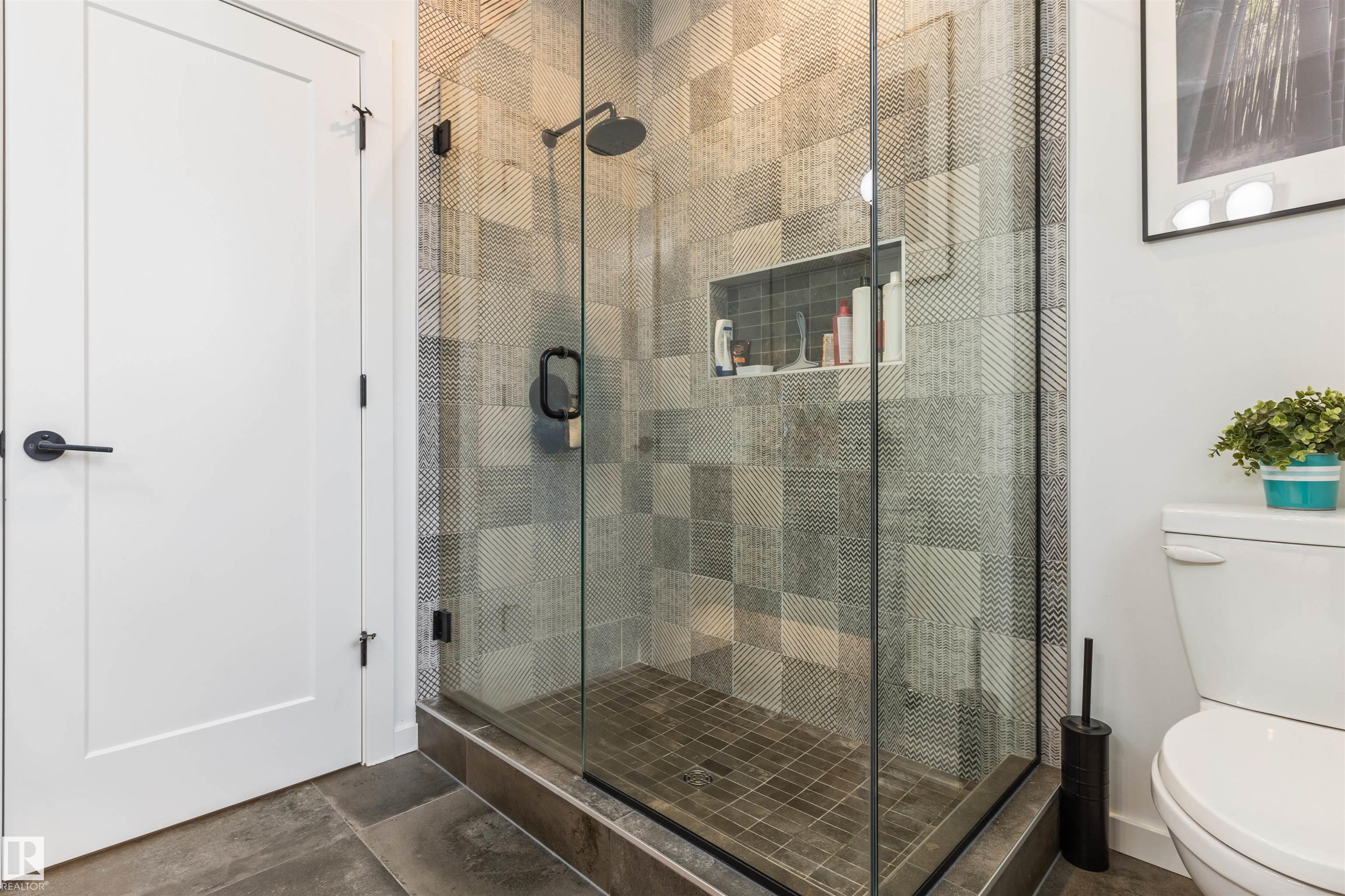 Photo 31 at 9124 73 Avenue NW, Ritchie, Edmonton