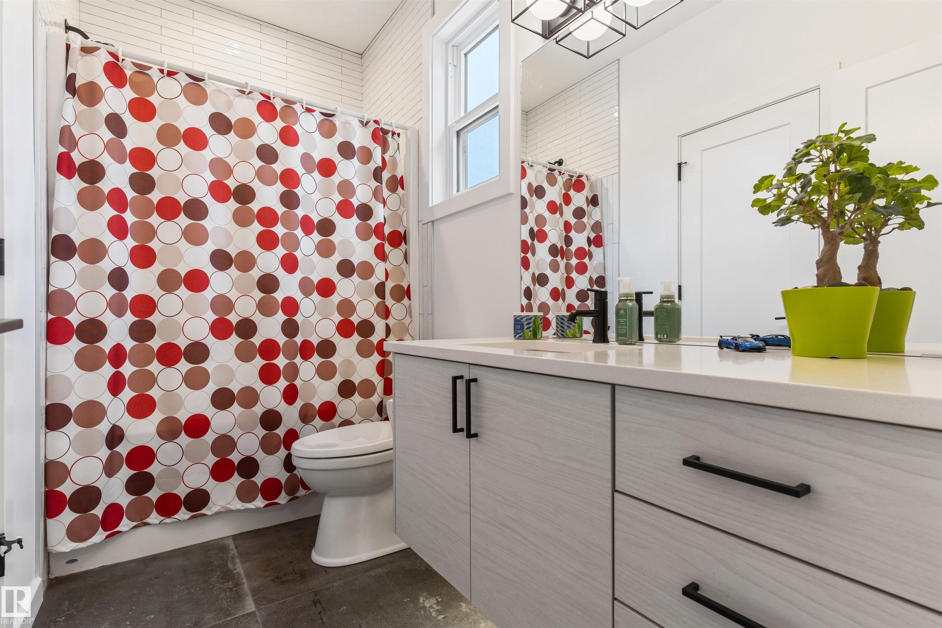Photo 36 at 9124 73 Avenue NW, Ritchie, Edmonton