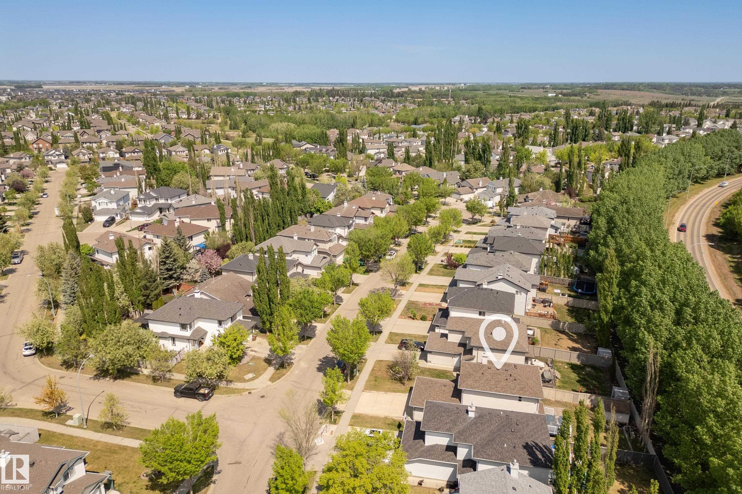 Photo 6 at 23 English Way, Erin Ridge, St. Albert