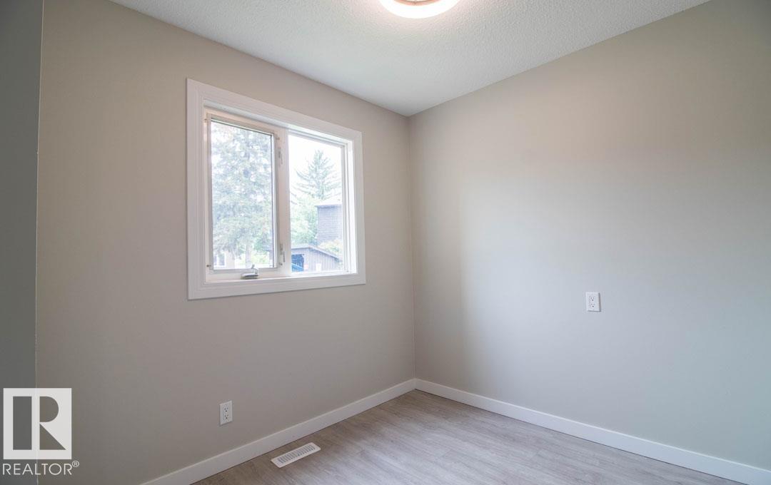 Photo 8 at 3129 139 Avenue NW, Hairsine, Edmonton