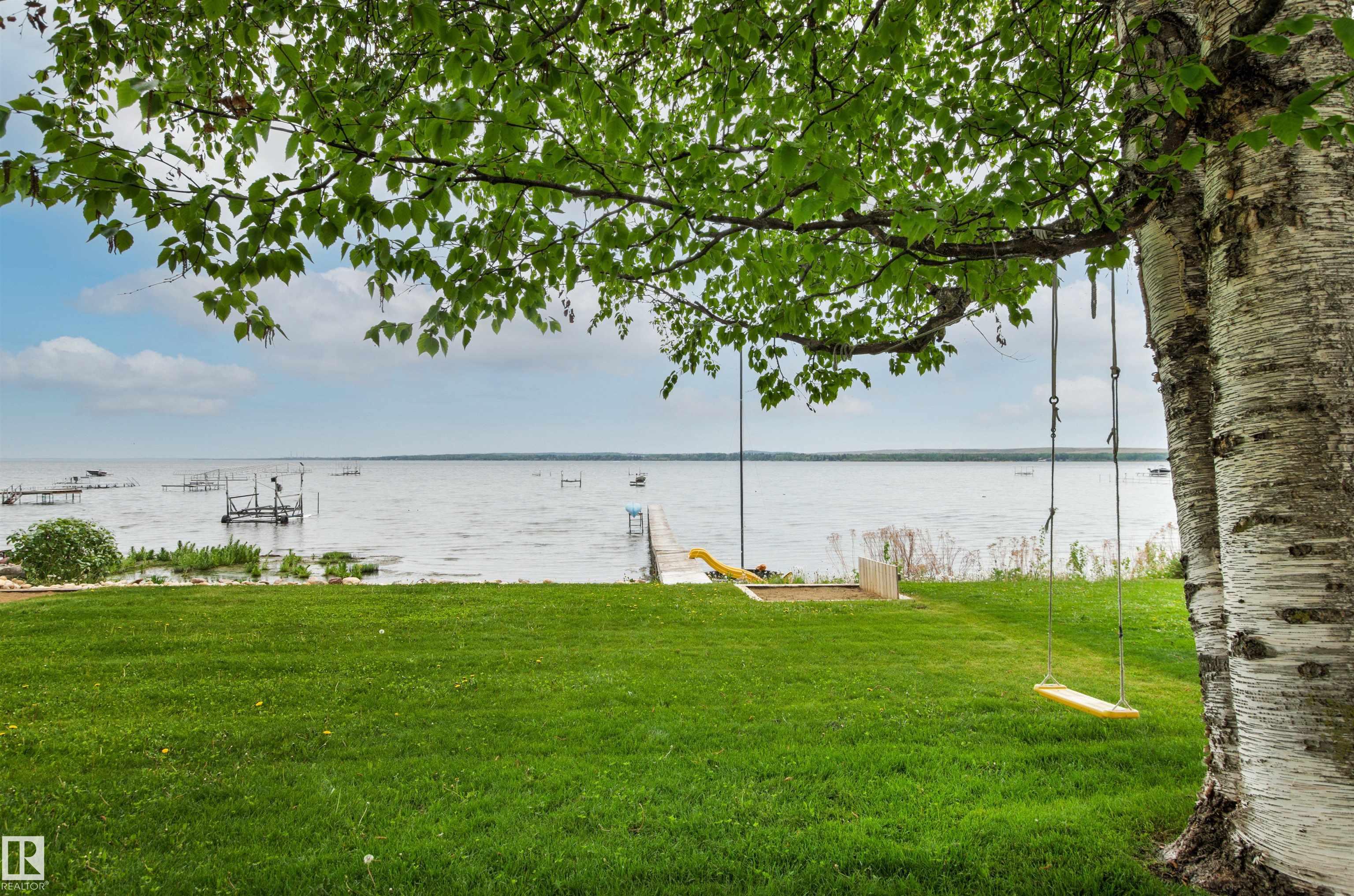 Photo 32 at 597 1 Avenue N, Seba Beach, Rural Parkland County