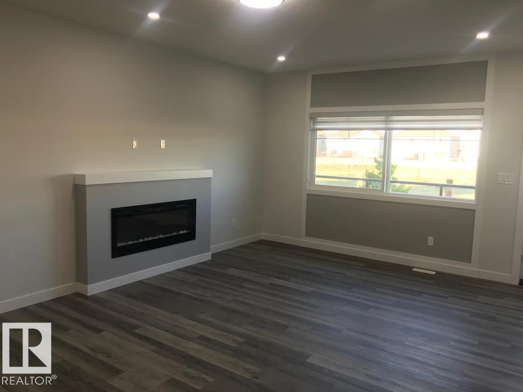 Photo 7 at 10 - 2803 14 Avenue NW, Laurel, Edmonton