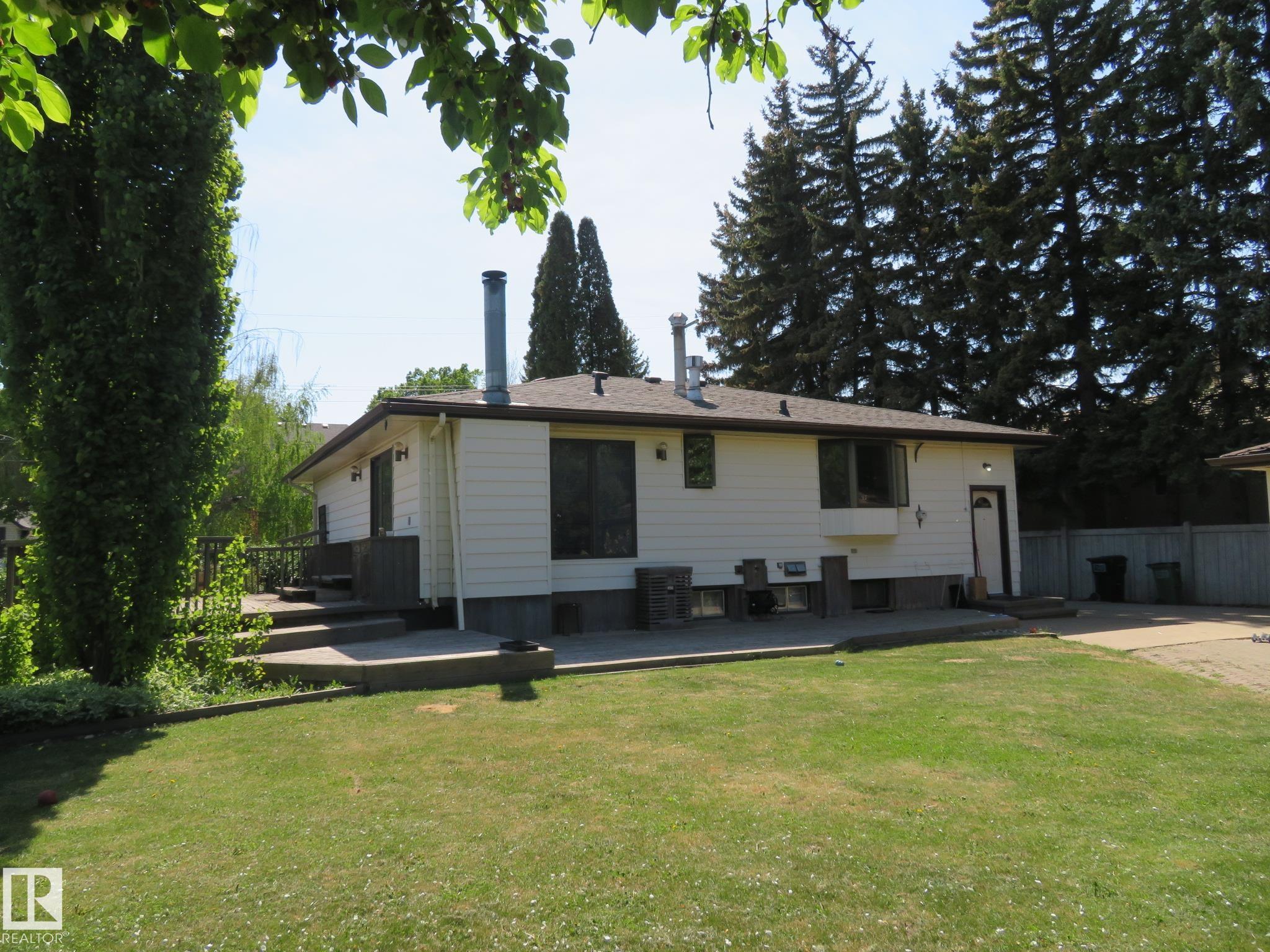 Photo 6 at 10720 57 Avenue NW, Pleasantview, Edmonton