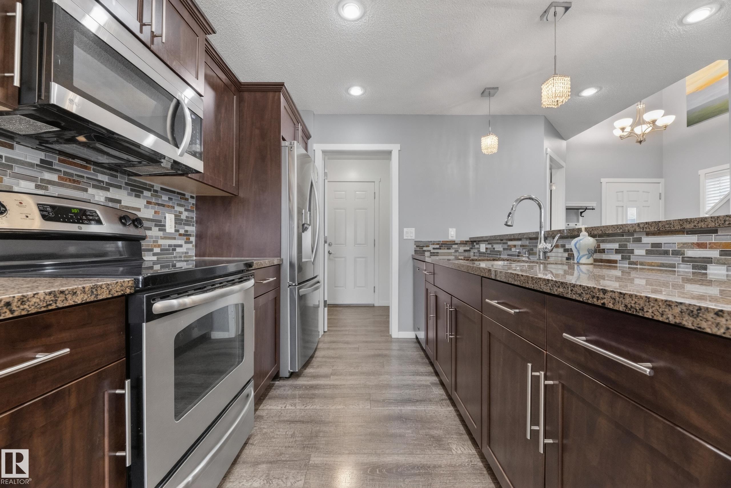 Photo 9 at 7626 Ellesmere Way, Emerald Hills, Sherwood Park