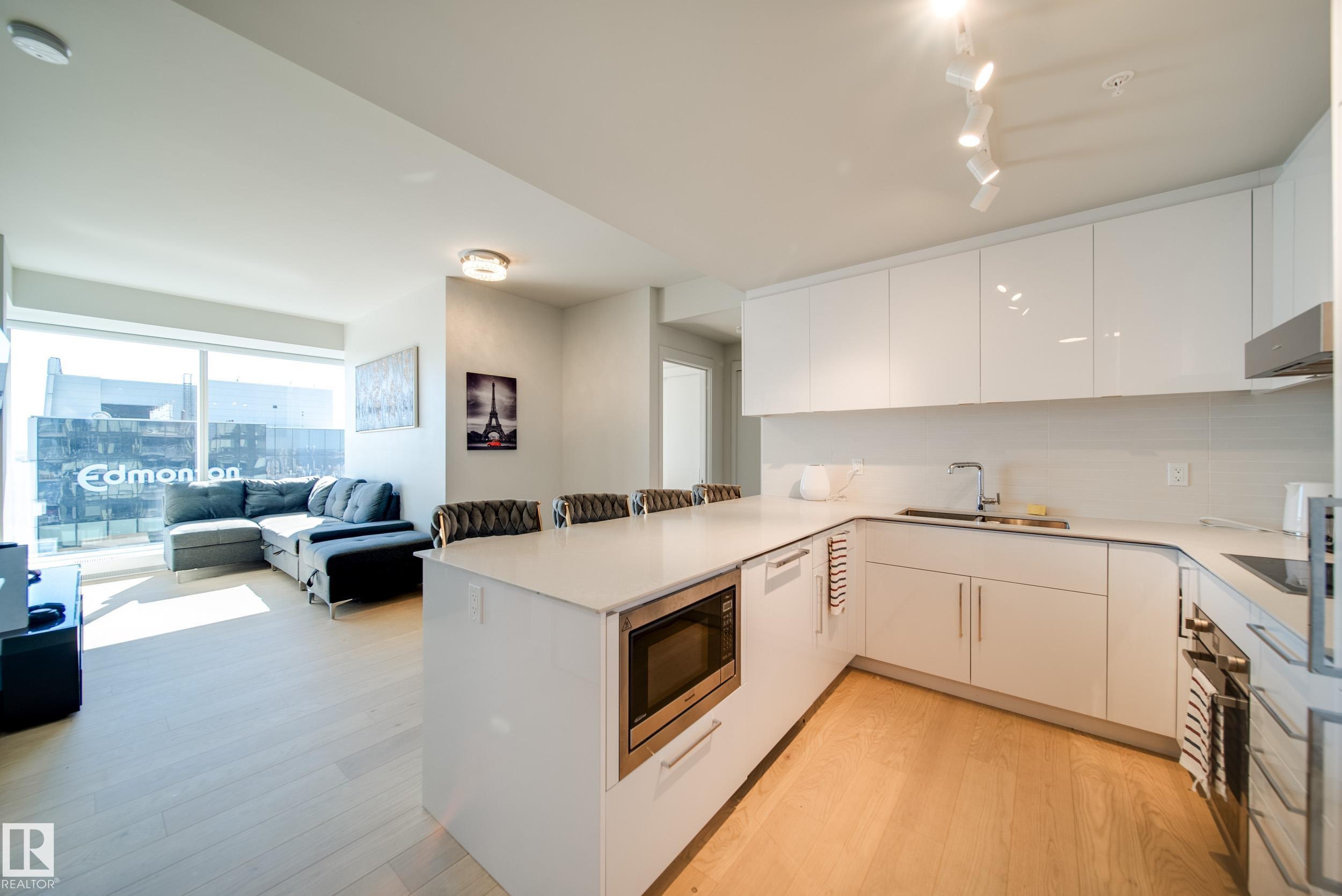 3505 - 10360 102 Street NW, Downtown, Edmonton