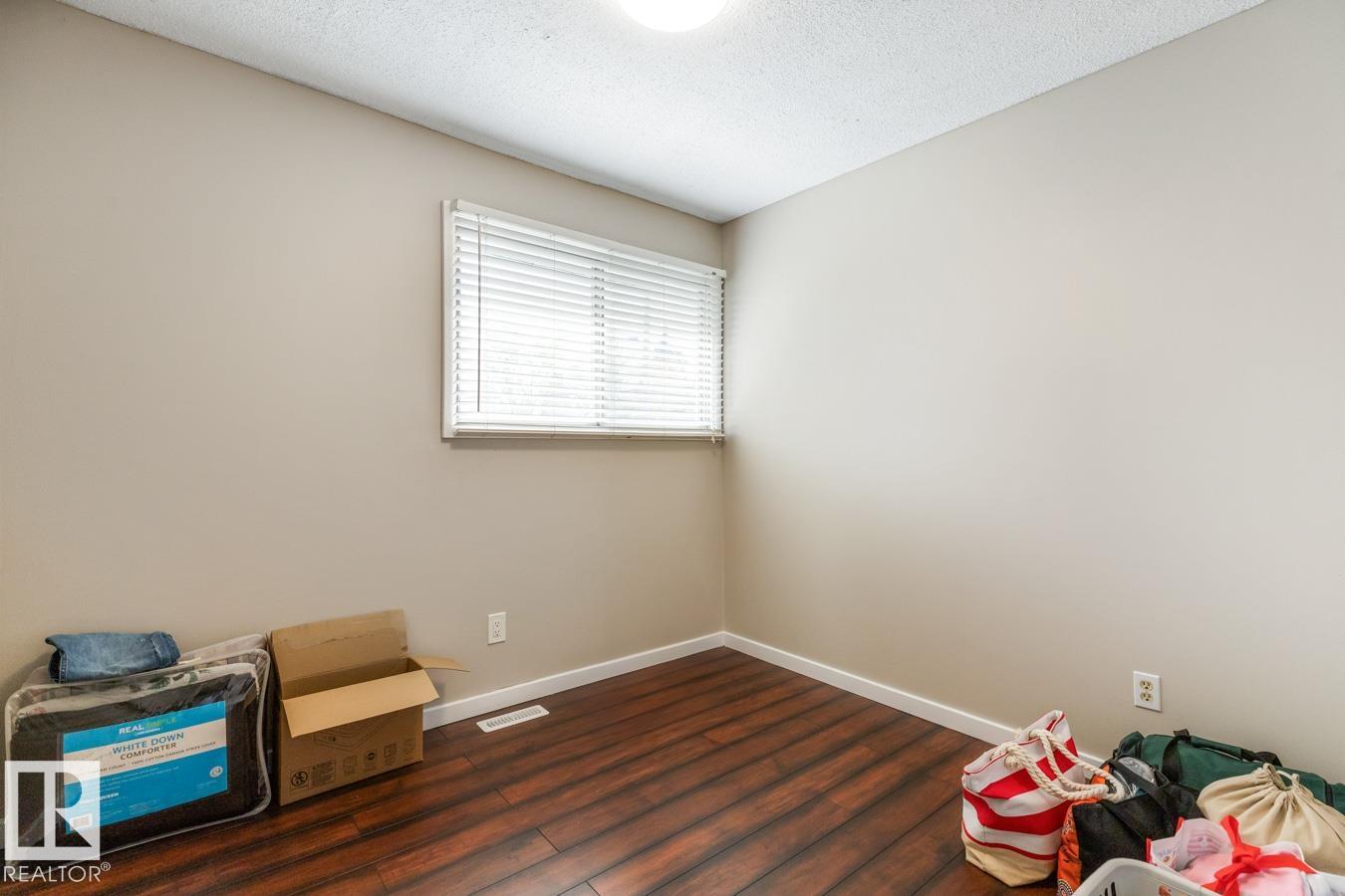 Photo 23 at 6303 89 Avenue NW, Kenilworth, Edmonton