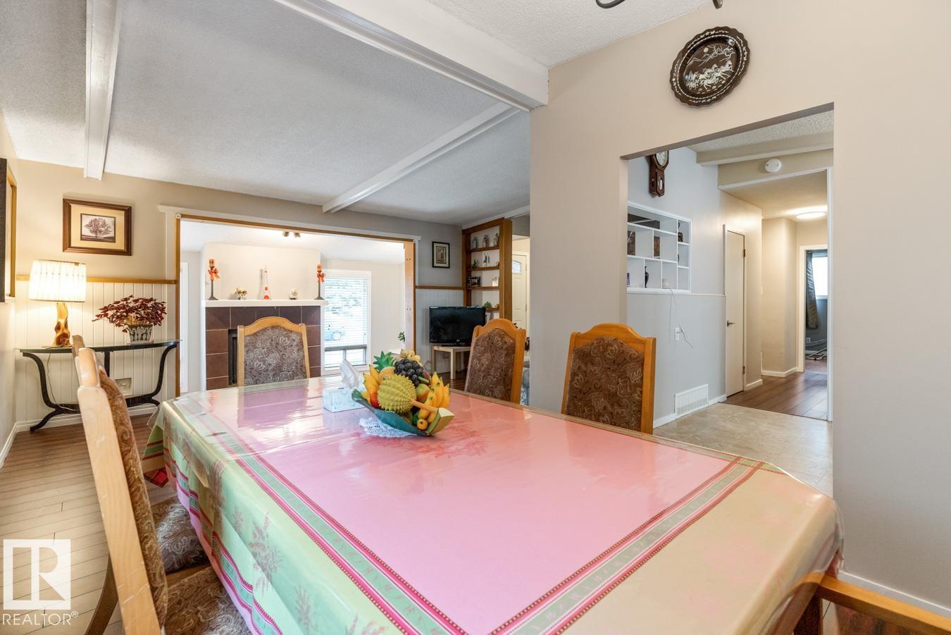 Photo 8 at 6303 89 Avenue NW, Kenilworth, Edmonton