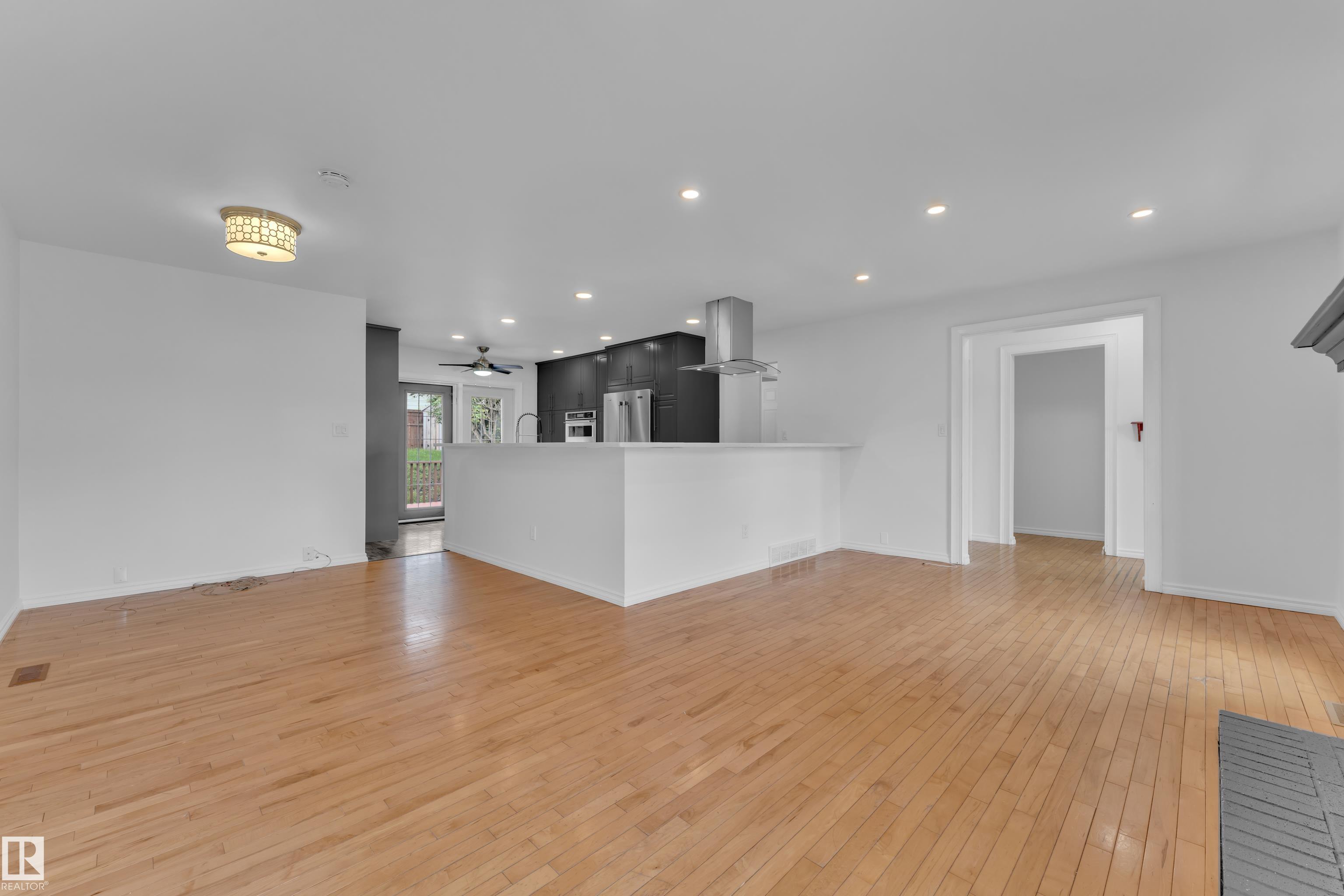 Photo 9 at 47 Galloway Drive, Glen Allan, Sherwood Park