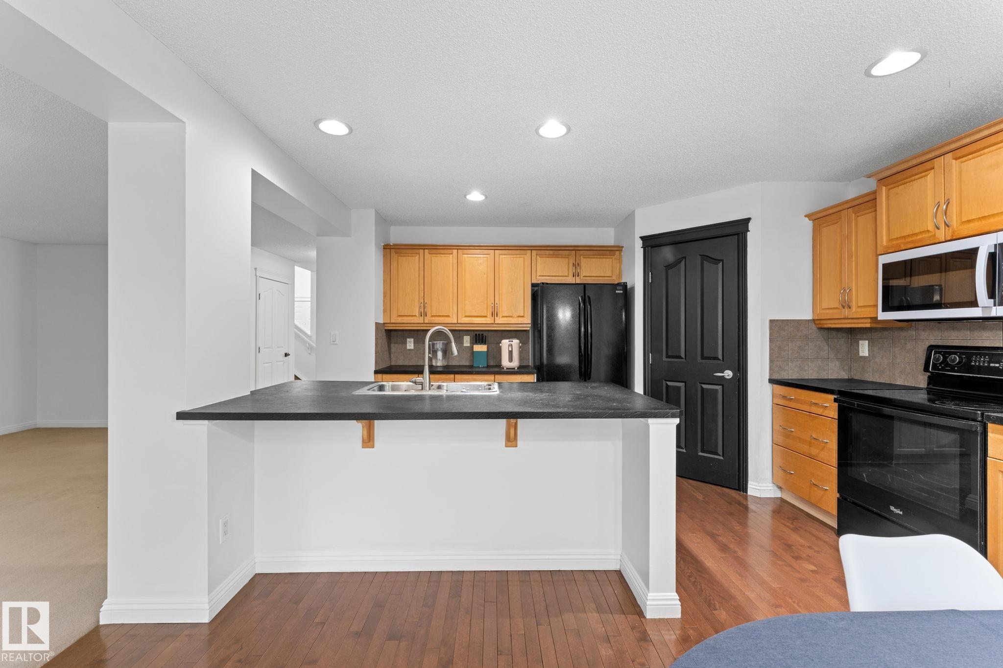 Photo 12 at 1951 120 Street SW, Rutherford, Edmonton