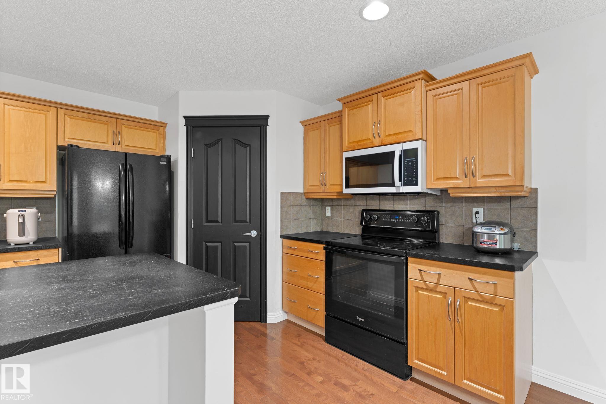 Photo 14 at 1951 120 Street SW, Rutherford, Edmonton