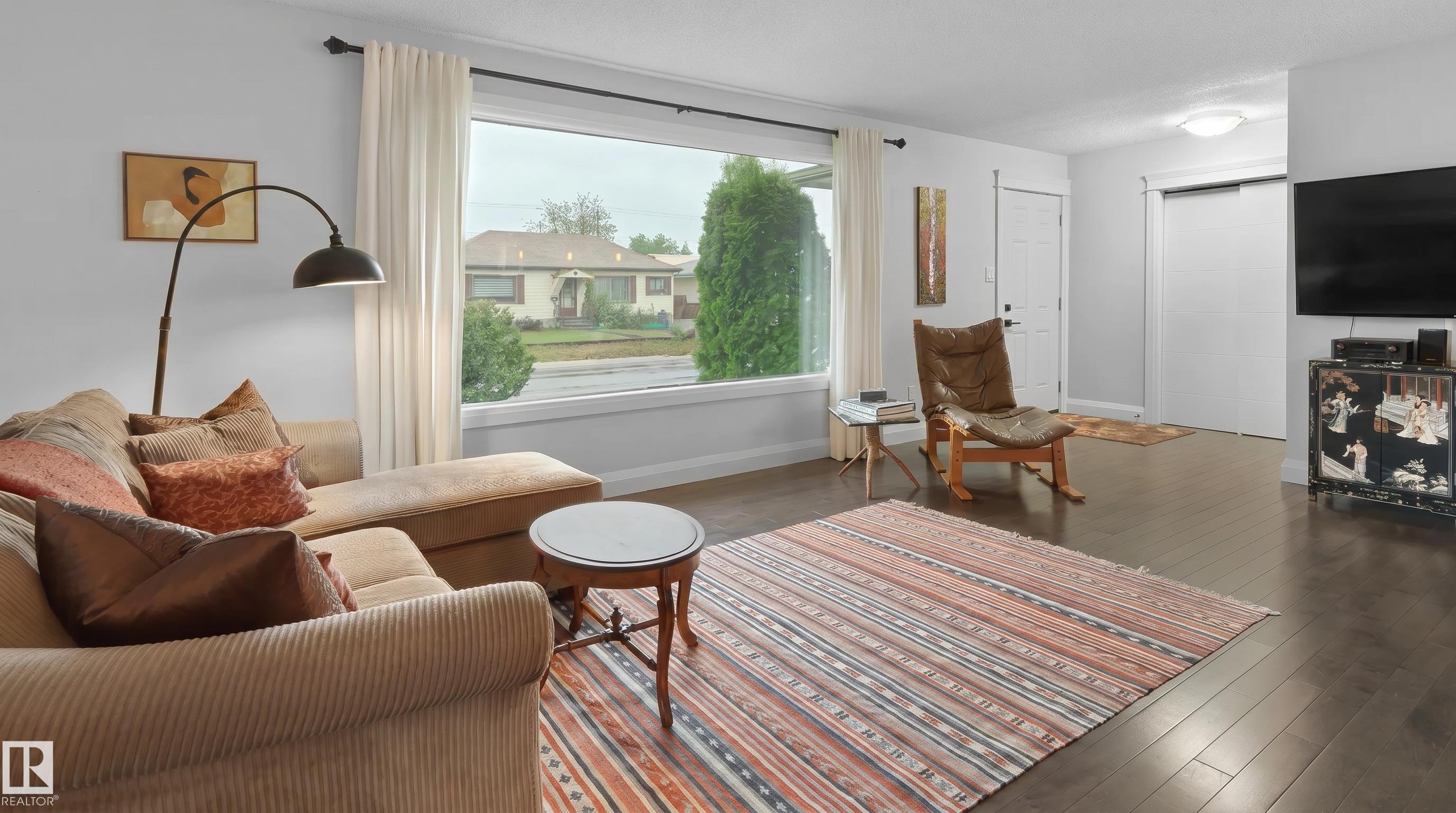 8603 73 Street NW, Kenilworth, Edmonton
