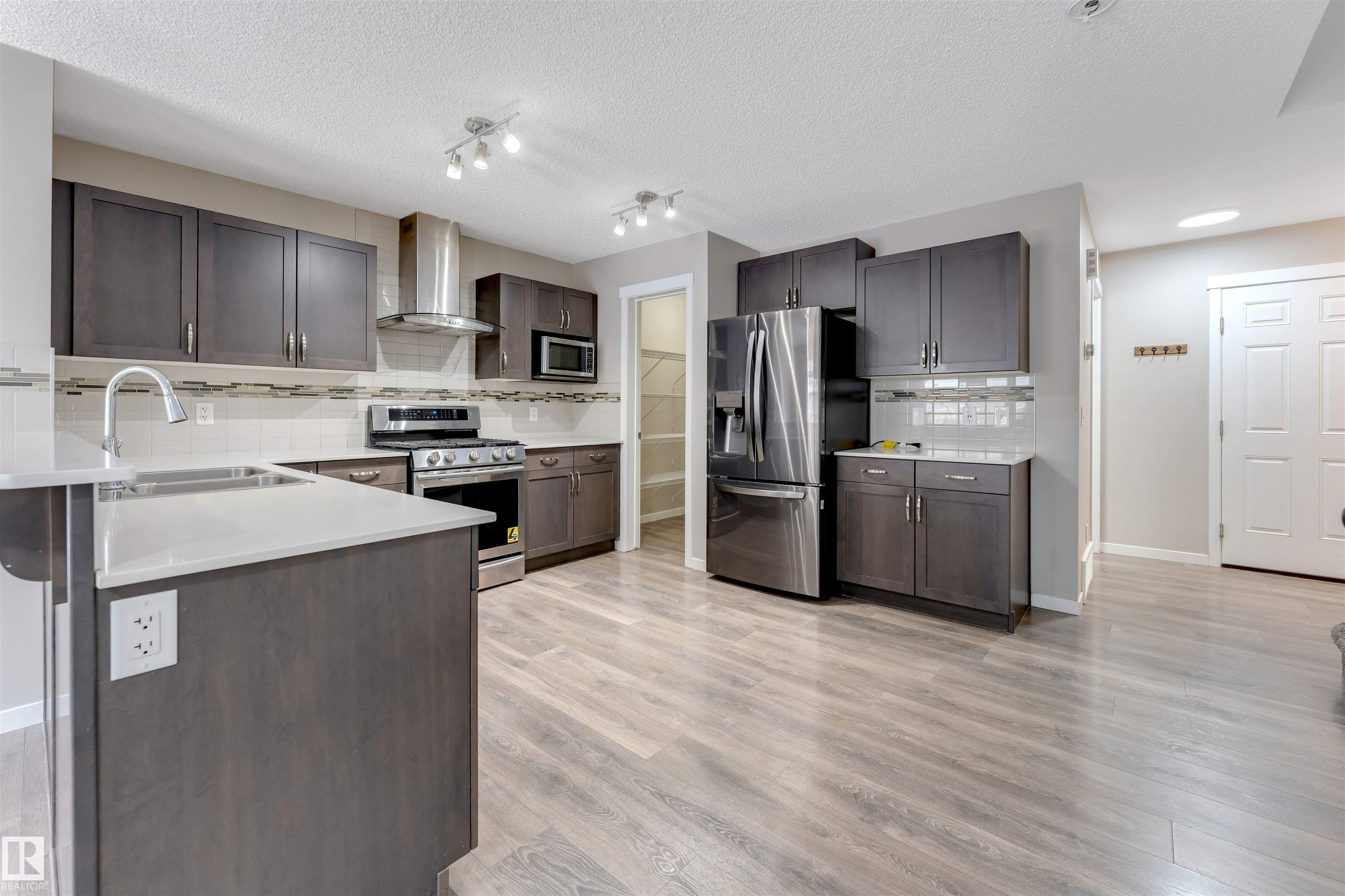 1217 29 Street NW, Laurel, Edmonton