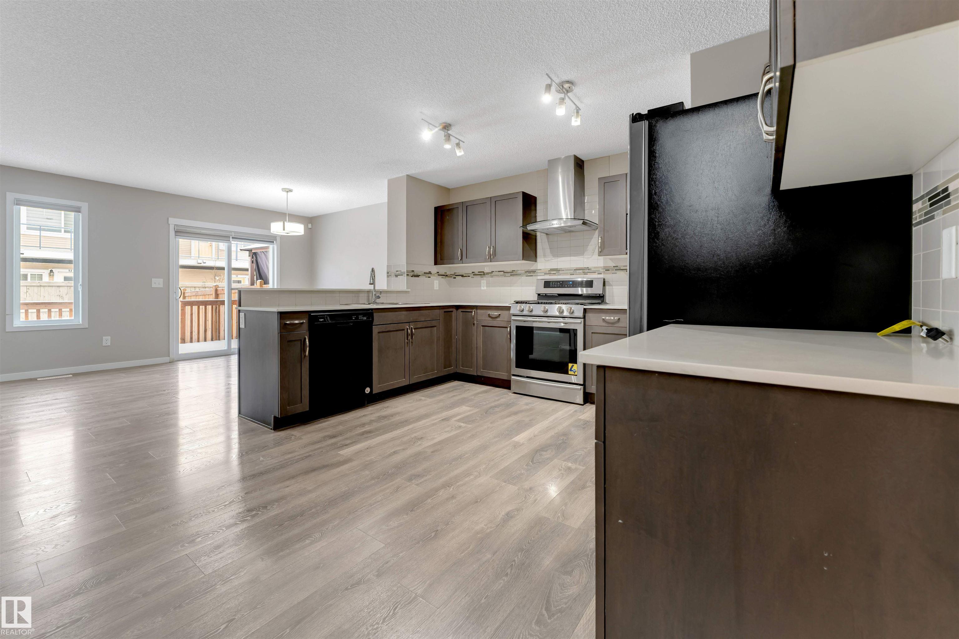 Photo 6 at 1217 29 Street NW, Laurel, Edmonton