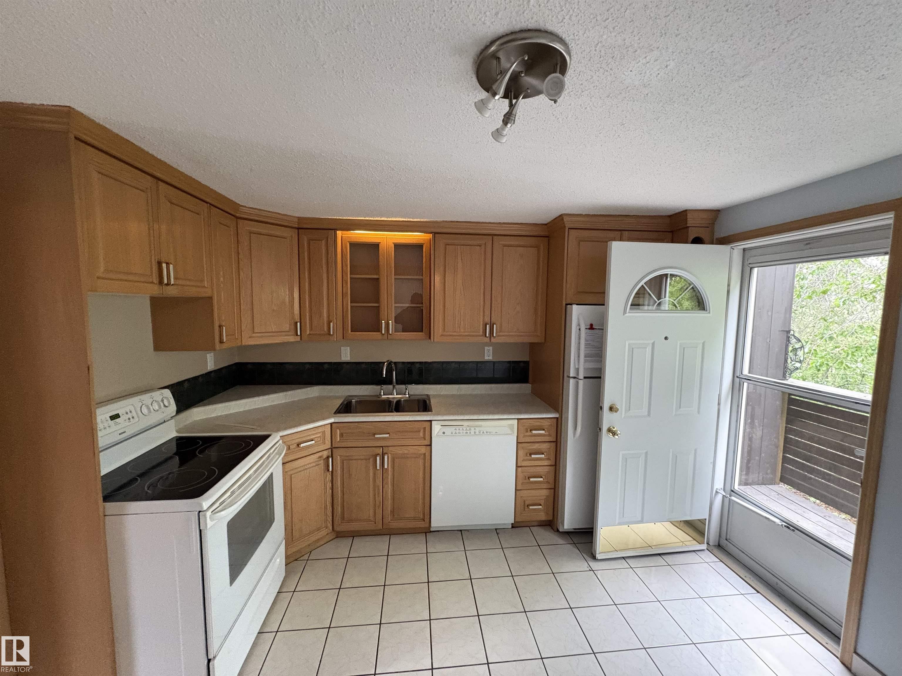 167 Ridgewood, Braeside, St. Albert