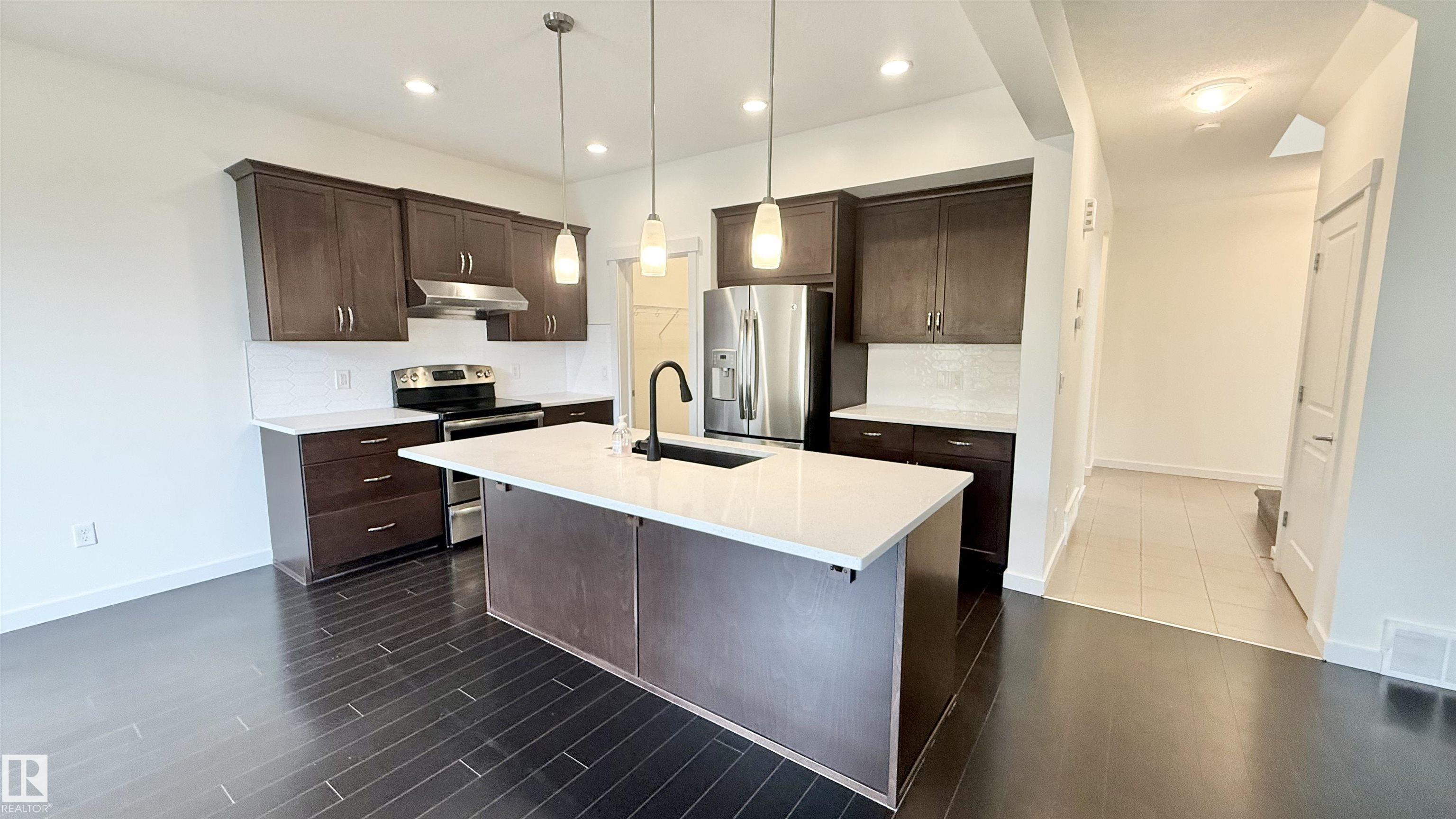 Photo 12 at 3962 Claxton Loop SW, Chappelle Area, Edmonton