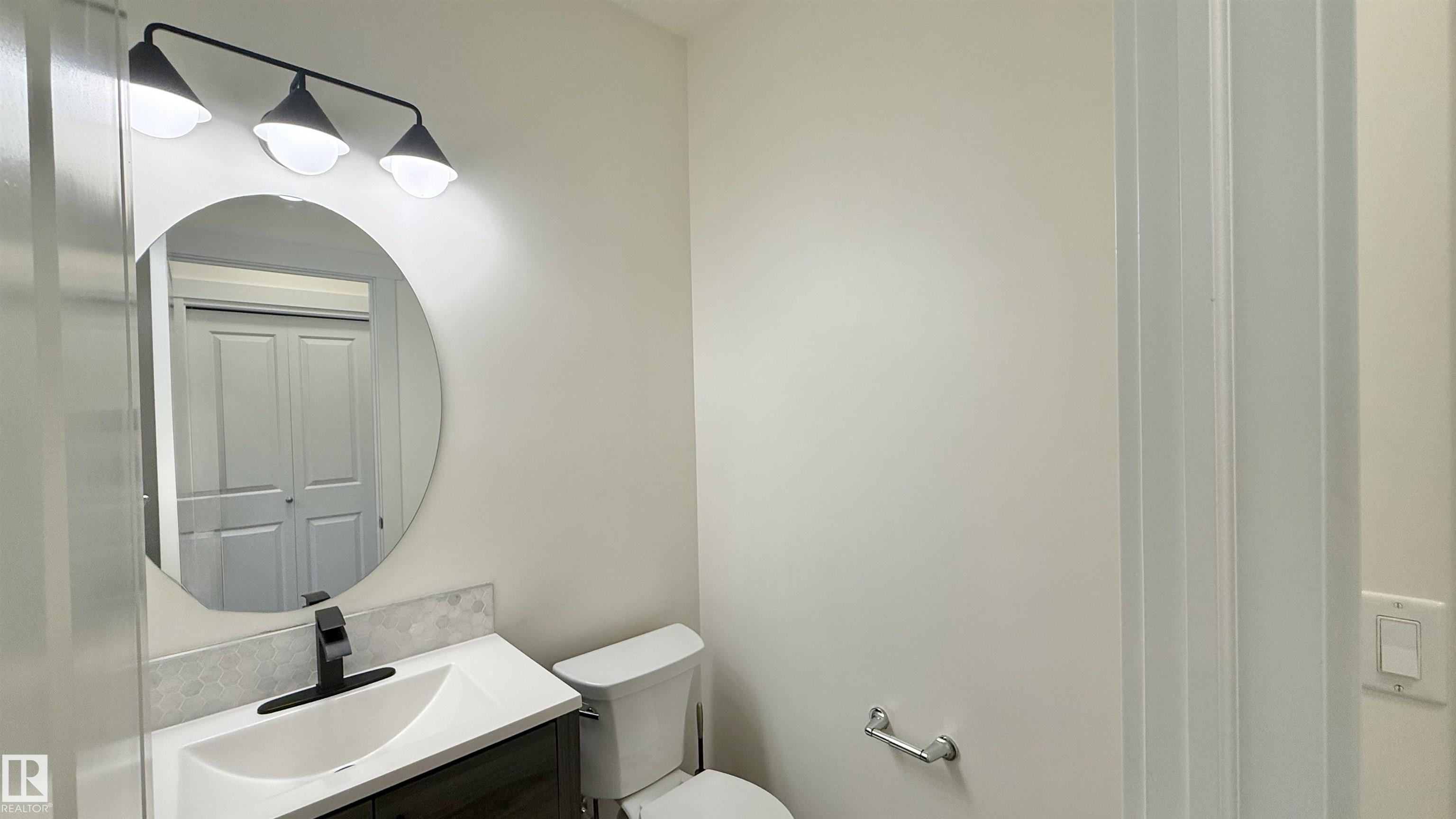 Photo 14 at 3962 Claxton Loop SW, Chappelle Area, Edmonton