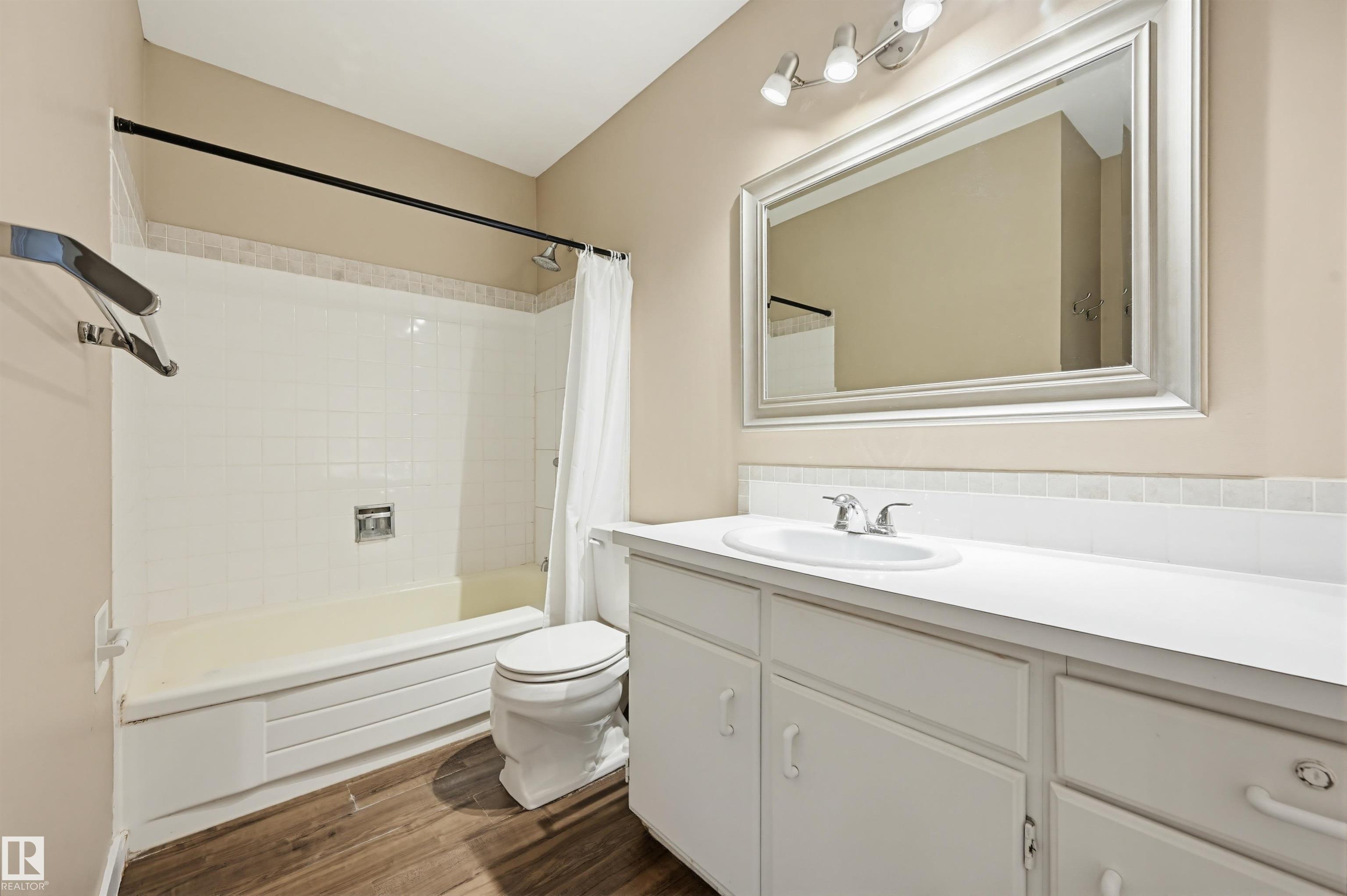 Photo 21 at 817 Erin Place NW, Thorncliffe, Edmonton