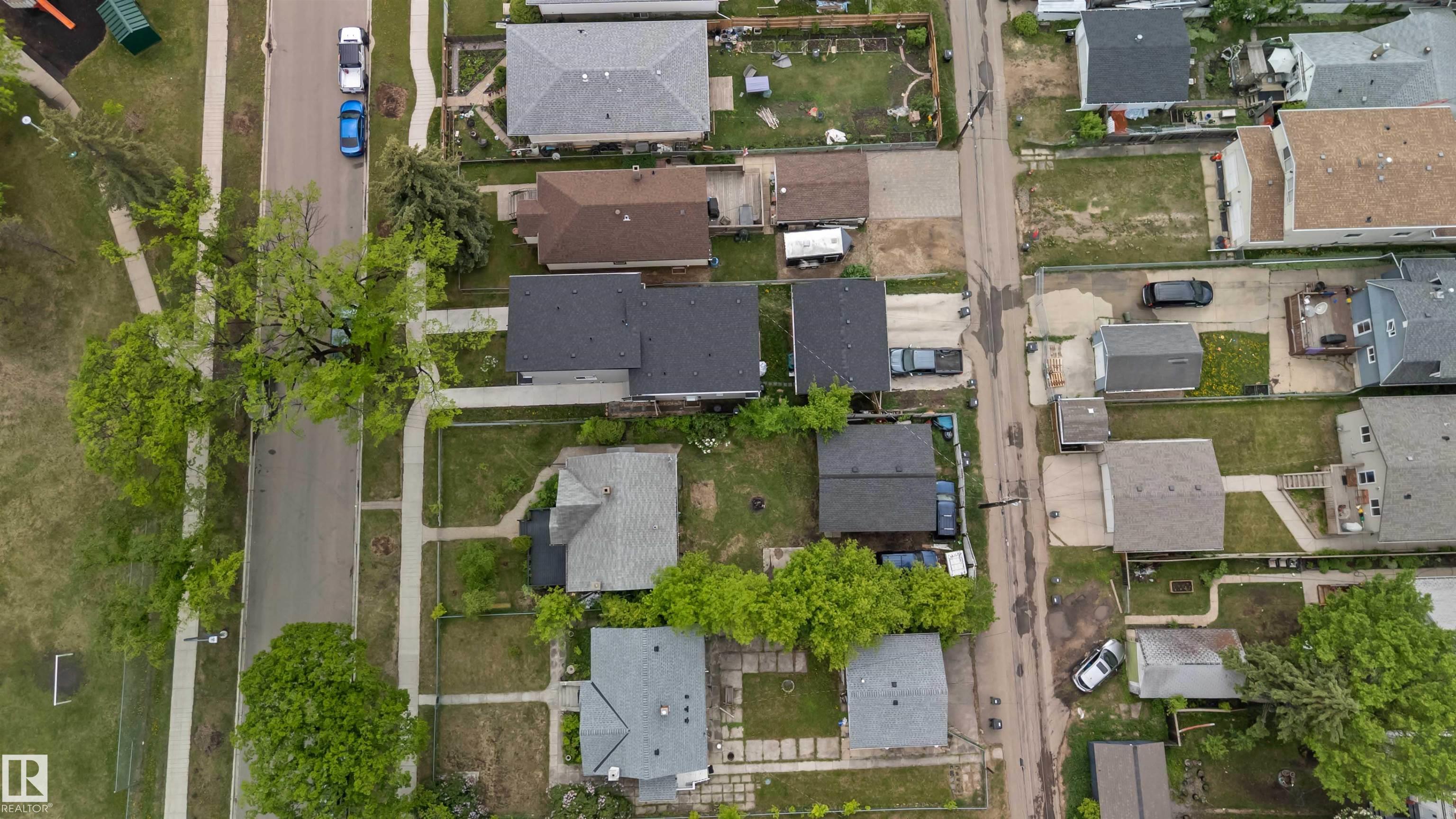Photo 43 at 11842 93 Street NW, Alberta Avenue, Edmonton